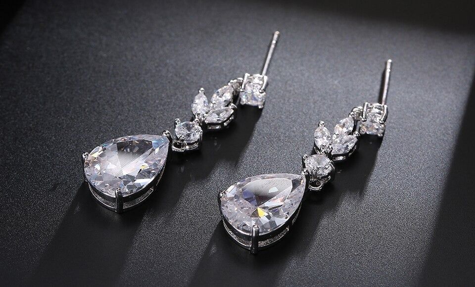 Set di gioielli con cristalli e perle per donne - - Jewelry necklace Necklaces for Women - Concept Palermo