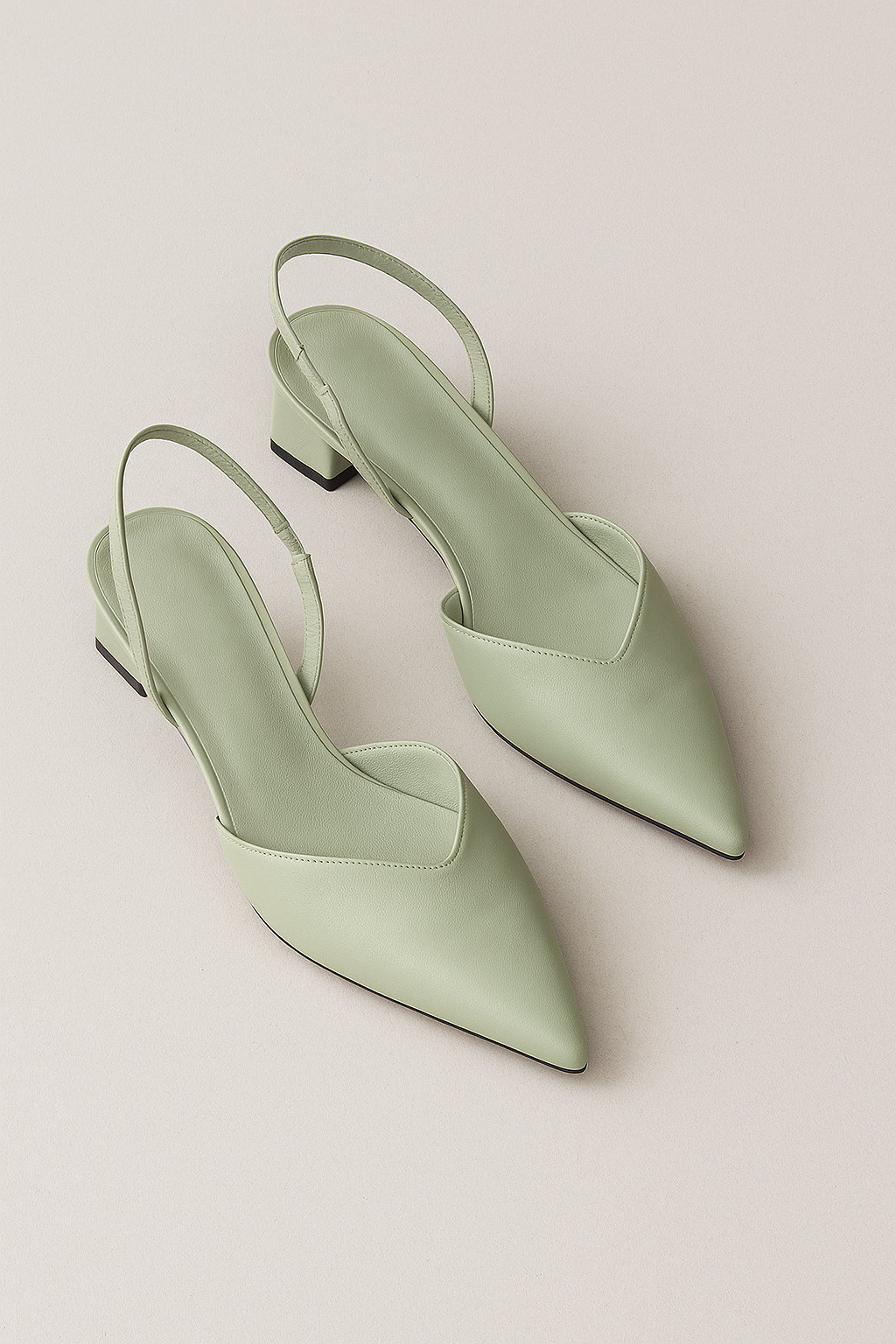 Matilda | Scarpe slingback eleganti con punta a forma di diamante e tacco blocco moderno - Verde - Frauen Sandalen SPRING - Concept Palermo