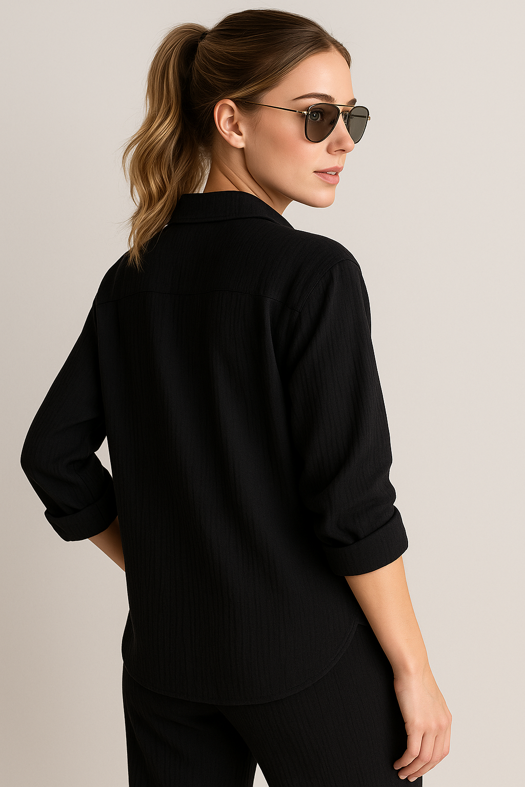 Claudia | Set Estivo Casual per Donne Elegantemente Comodo - - abbigliamento estivo elegante abbigliamento leggero camicia e pantaloni design classico abbigliamento moda femminile outfit estivo casual pantaloni comodi set due pezzi donna set estivo donne stile estivo - Concept Palermo