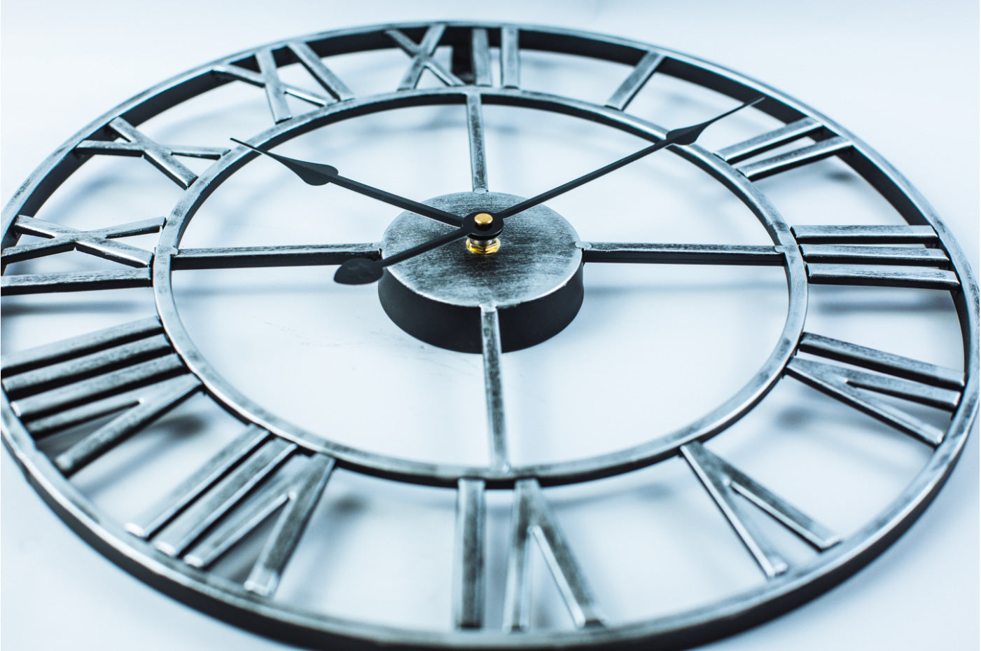 Grande orologio da parete retrò in ferro | Orologio da parete classico: migliora l'atmosfera della tua stanza con il fascino vintage - - wall clocks - Concept Palermo
