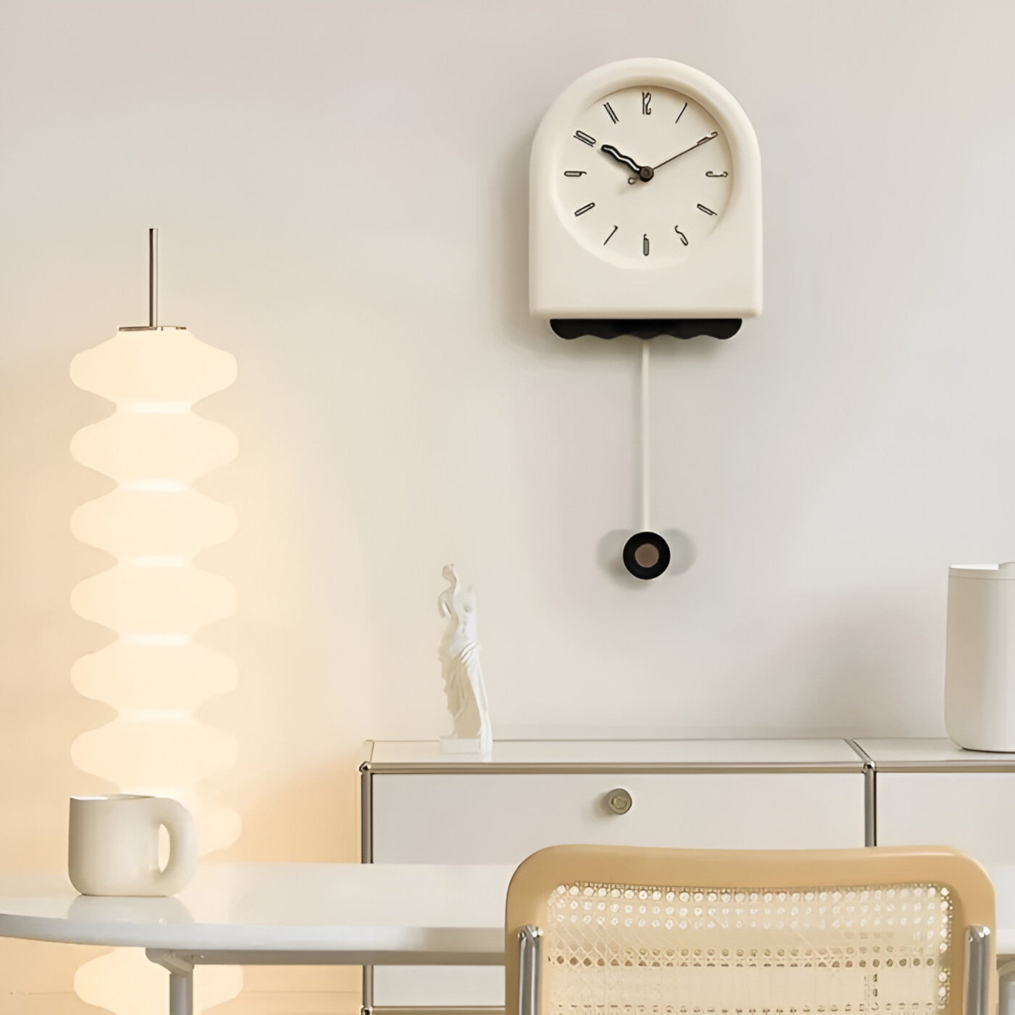 Thomas | Orologio da parete moderno con pendolo dal design essenziale - - P238 wall clock - Concept Palermo