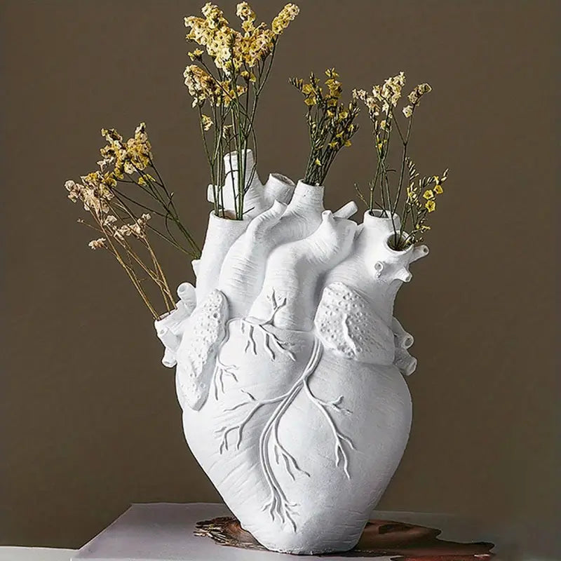 Aric - Vaso Hart in diverse colorazioni - Bianco - flowers vase heart vase heart-shaped Vase - Concept Palermo