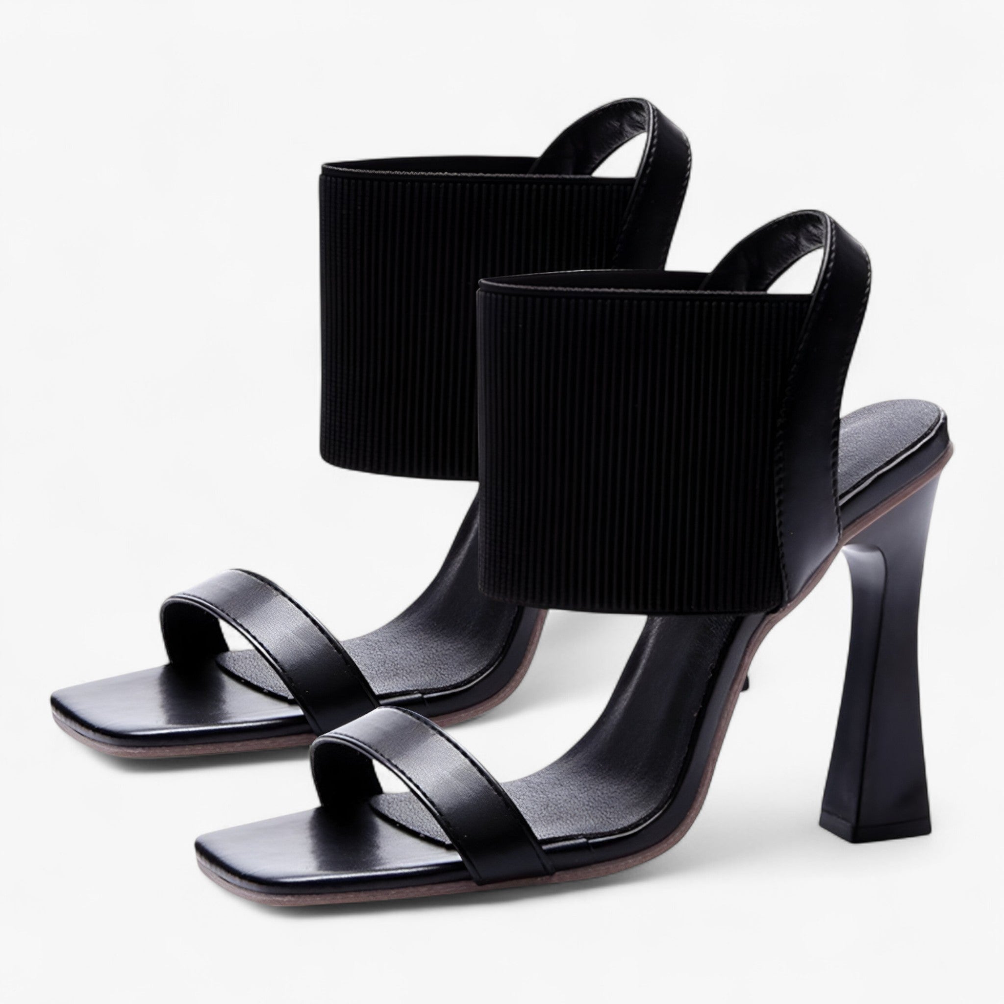 Clea | Sandali con punta quadrata - Sofisticati ed eleganti