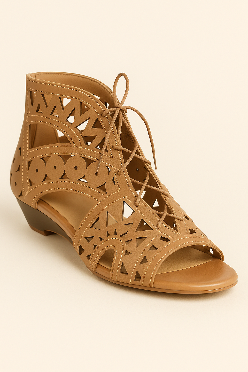 Chloe | Sandali traforati in ecopelle con lacci e zip posteriore - Marrone - breathable sandals casual sandals easy wear sandals elegant sandals fashion sandals - Concept Palermo