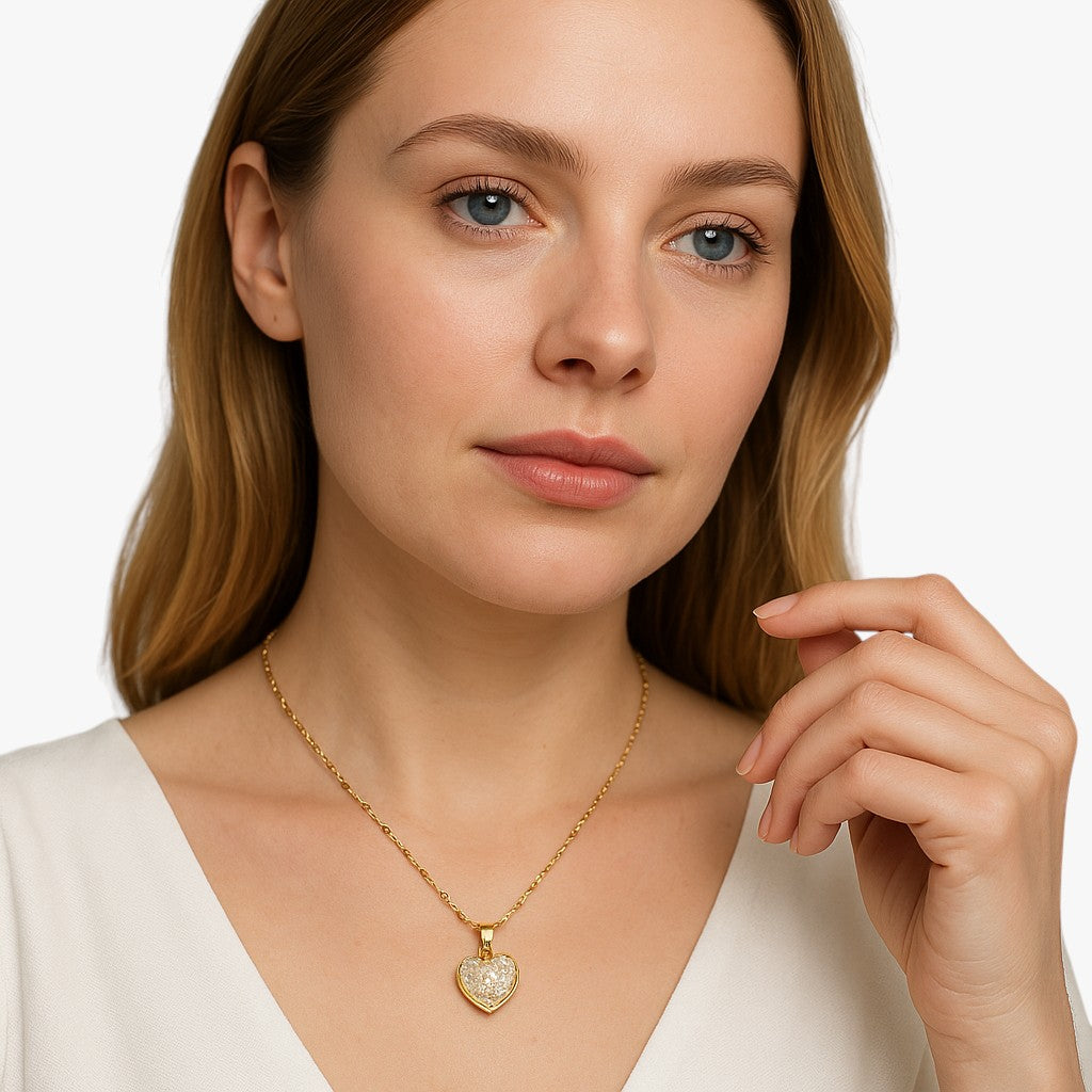 Aya | Elegante collana di perle a forma di cuore - - elegant womens necklaces necklace NECKLACES Necklaces for Women - Concept Palermo