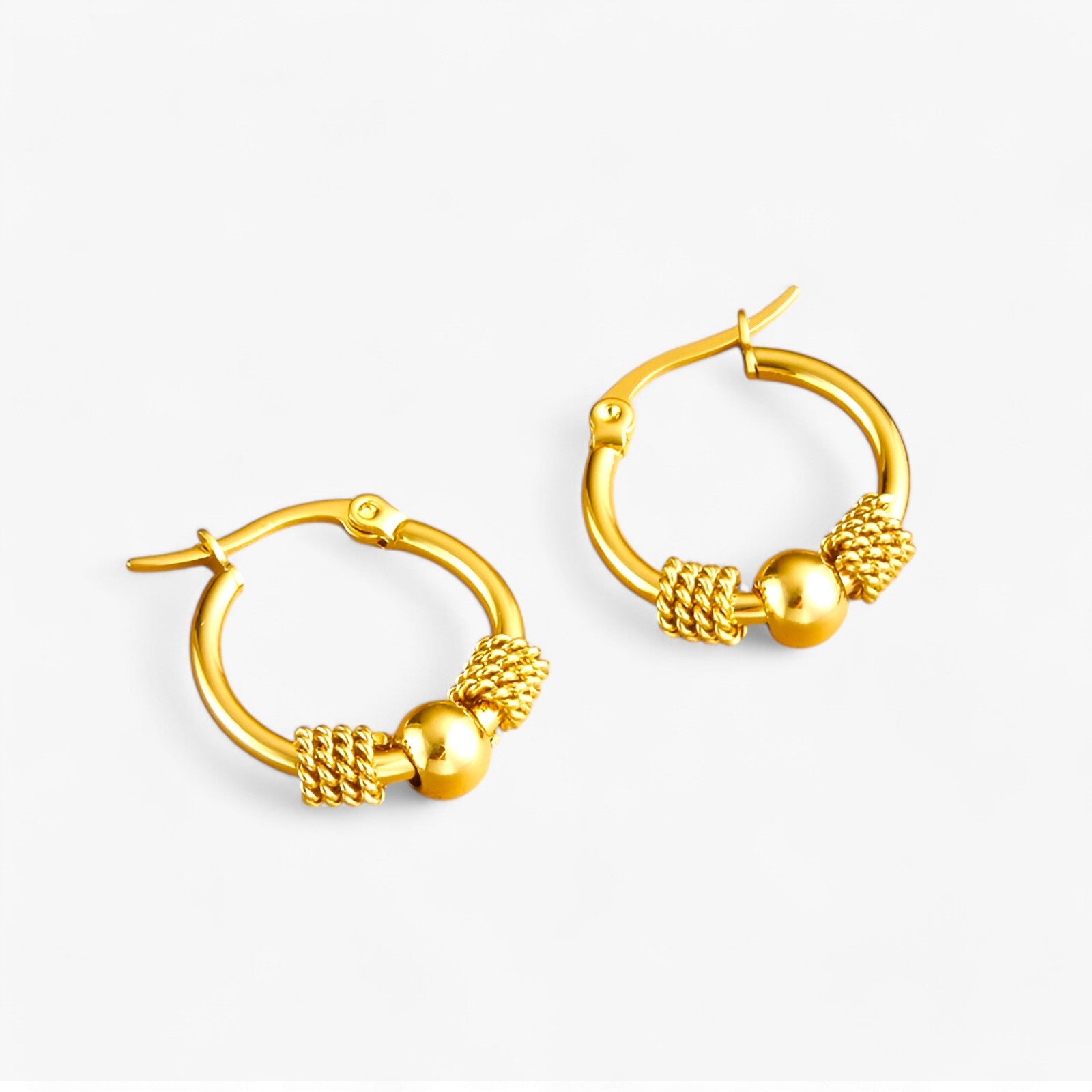 Geneva | Elegante hule vævede guldøreringe - - EARRINGS Earrings for Women Girls New Fashion Earrings - Concept Palermo