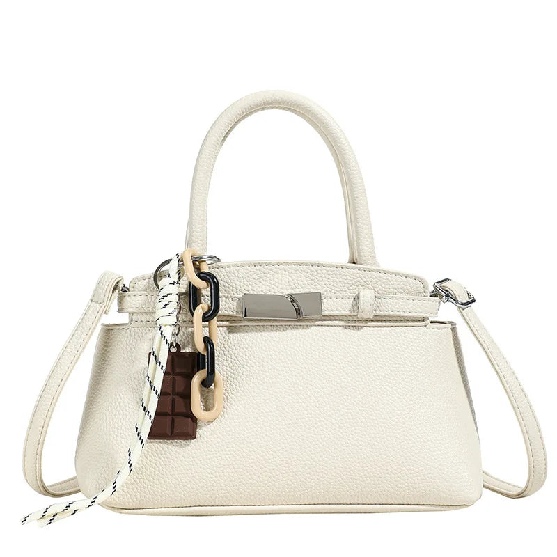 Deanna | Brilla con eleganza: borsa a conchiglia di lusso per serate indimenticabili - Bianco - Bags women bags Women's handbags - Concept Palermo