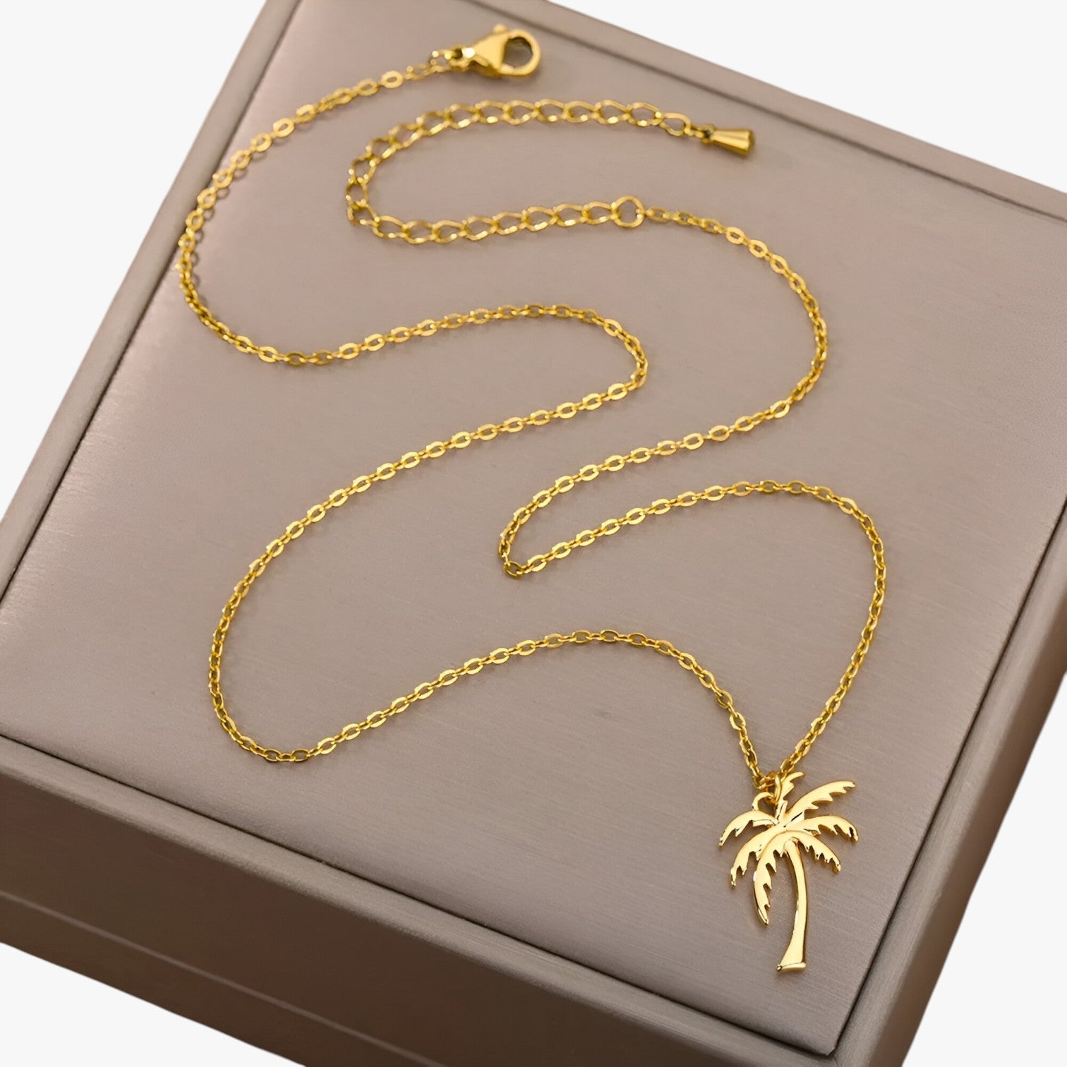 Kate | Delicata collana palma estiva - - elegant womens necklaces necklace NECKLACES Necklaces for Women - Concept Palermo