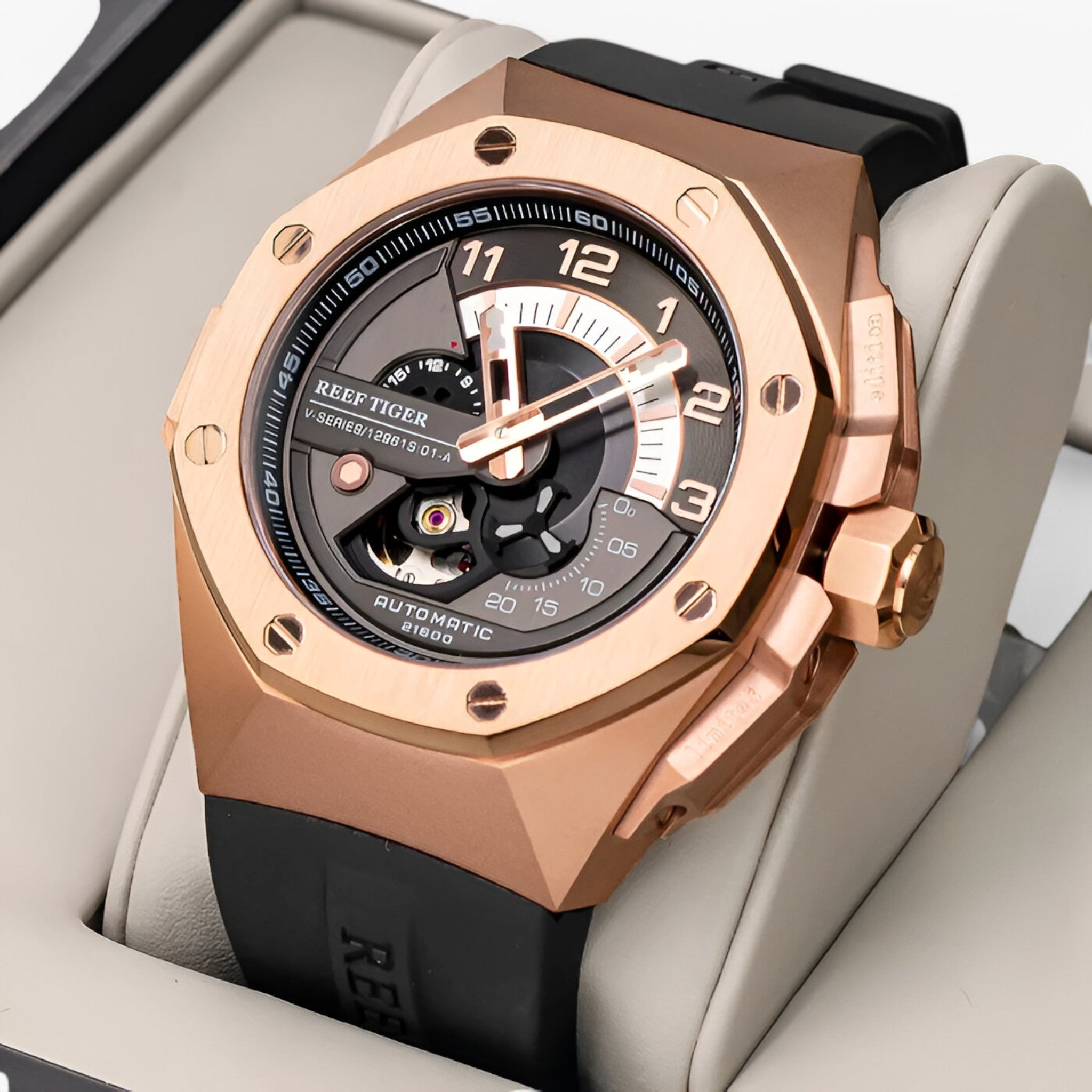 Cyrilo | Orologio Sportivo Automatico di Lusso - - - Concept Palermo