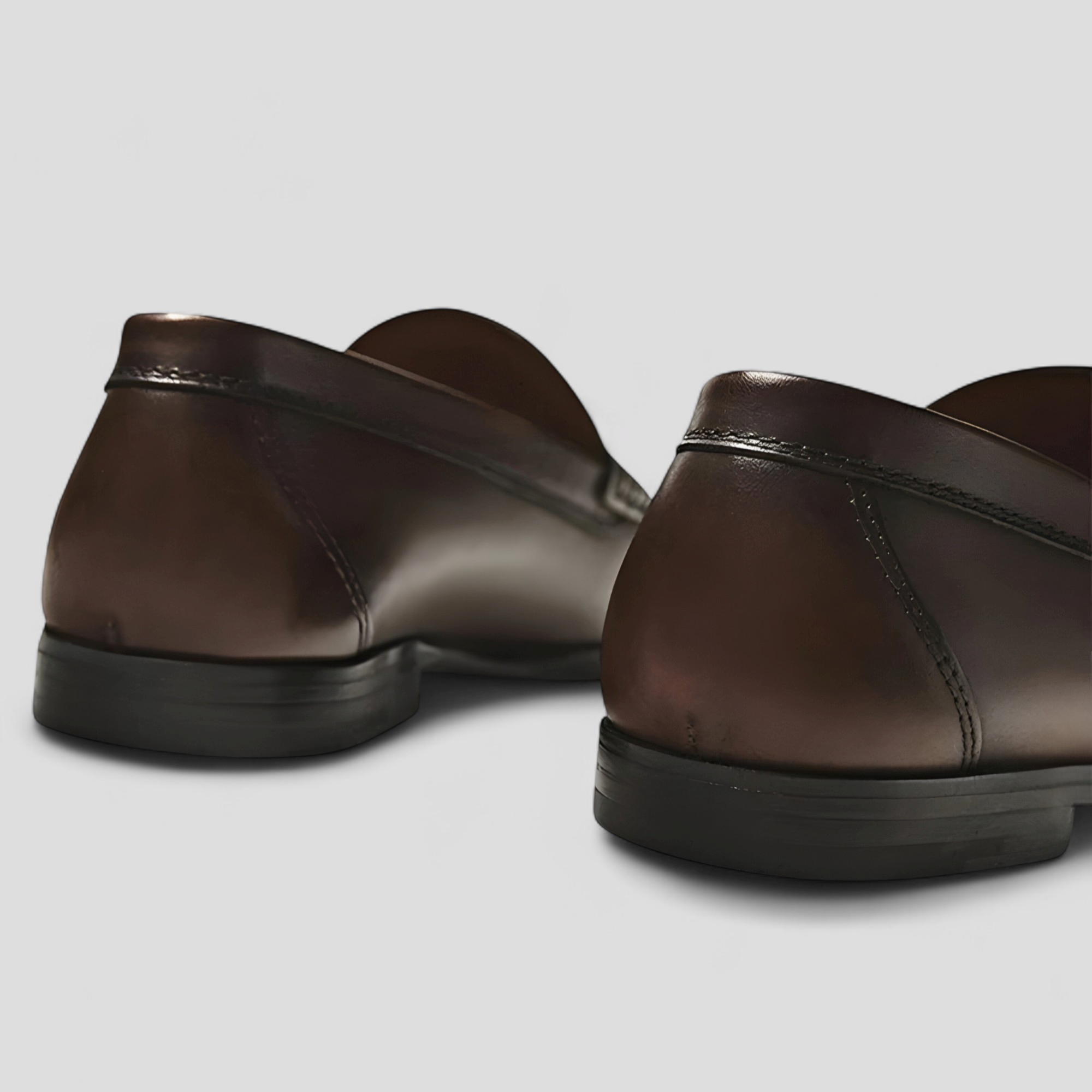 Giacomo | Mocassini Uomo Eleganti in Vera Pelle - - comfort e stile eleganza senza tempo mocassini eleganti mocassini in pelle mocassini marroni e neri moda maschile penny loafer scarpe da uomo scarpe di alta qualità scarpe versatili - Concept Palermo