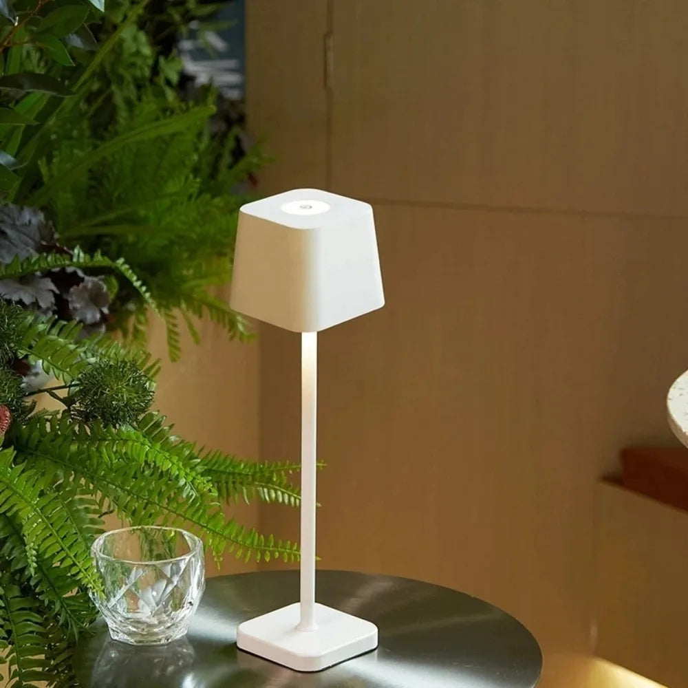 Luxilight | Lampada da tavolo senza fili - - Tischlampen Tragbare Lampen - Concept Palermo