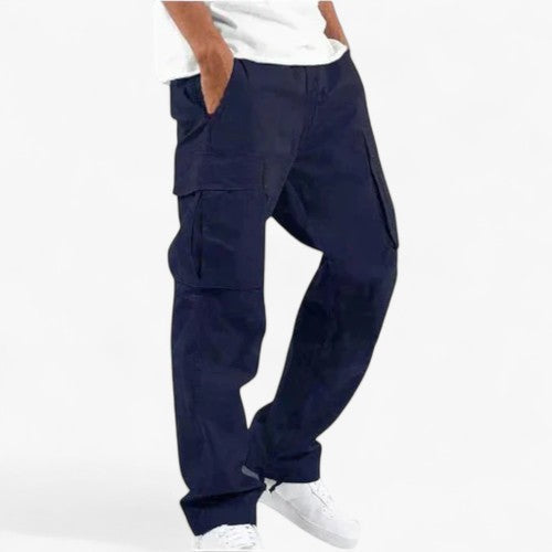 Daan | Pantaloni Cargo Uomo Eleganti e Pratici - Blu scuro - abbigliamento uomo look sofisticato moda maschile pantaloni casual pantaloni da carico uomo pantaloni eleganti pantaloni estivi pantaloni pratici pantaloni traspiranti - Concept Palermo