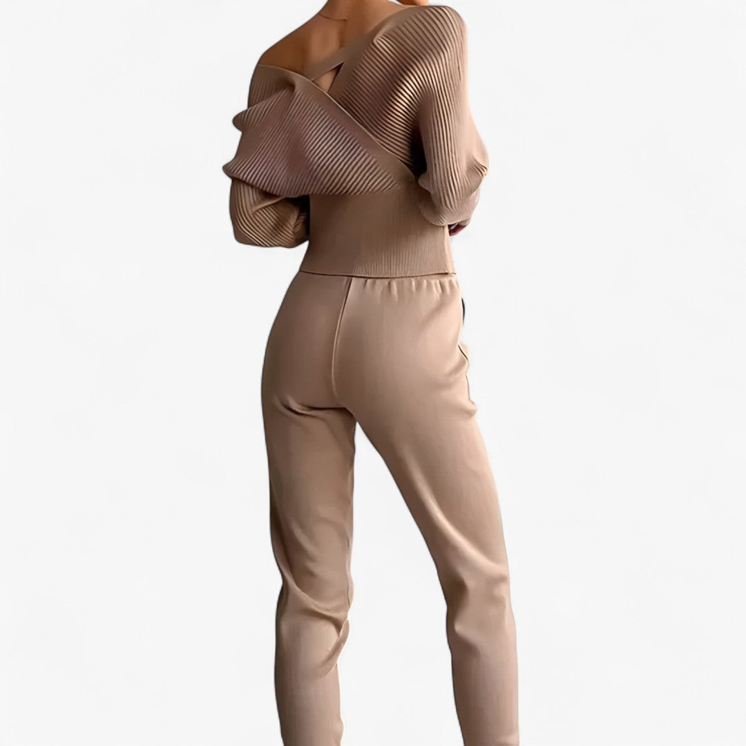 Leila | Completo in maglia a coste in stile moderno - - outfit set - Concept Palermo