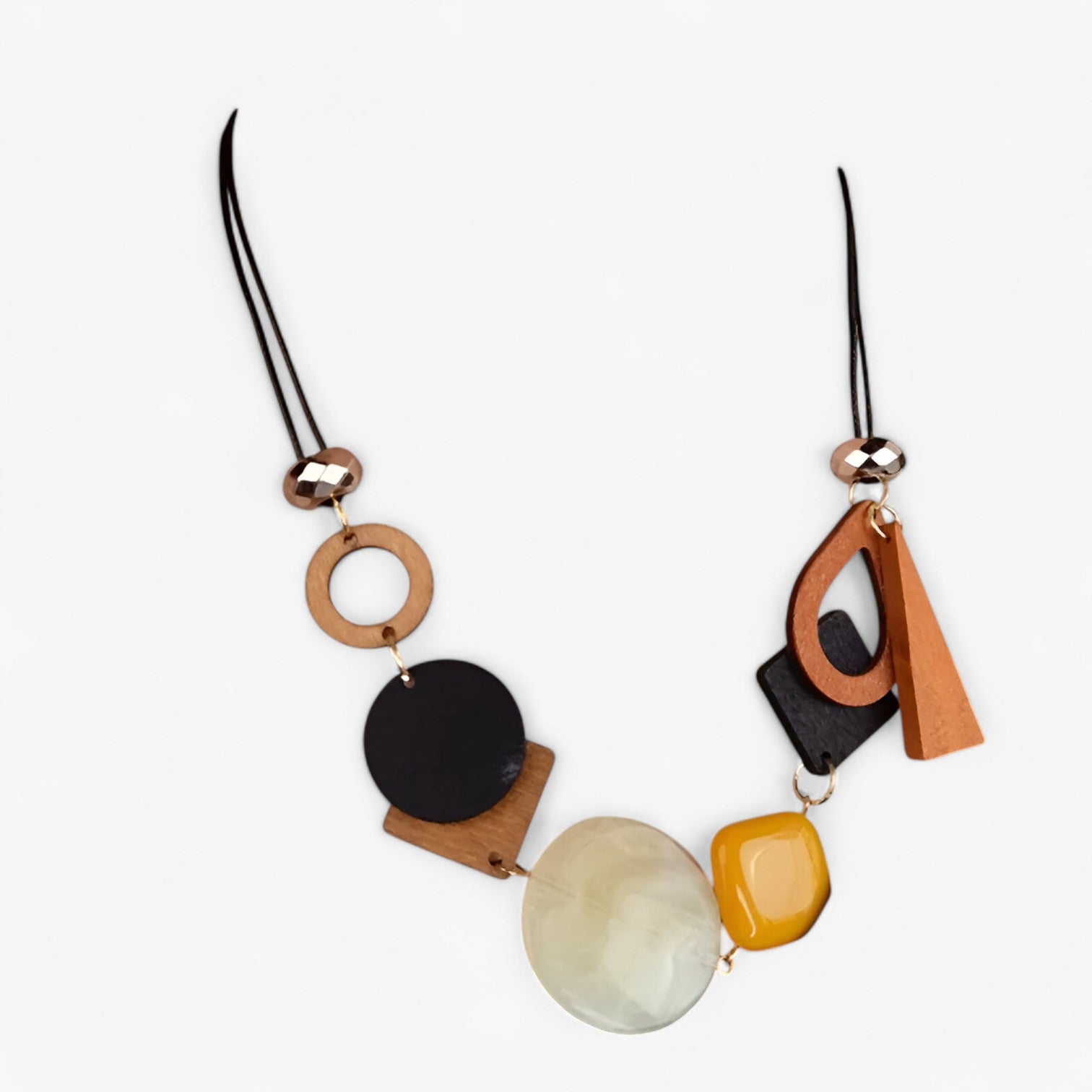 Alina | Collana con pendente geometrico vintage - Eleganza etnica fatta a mano - Beige - Gift Gifts for women necklace for men NECKLACES - Concept Palermo