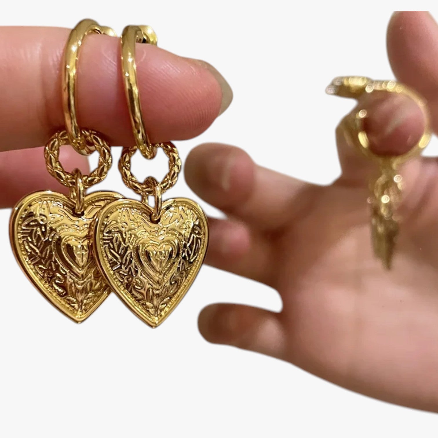 Martha | Eleganti orecchini a forma di cuore retrò - Colore Oro - EARRINGS Earrings for Women Girls New Fashion Earrings womens earring - Concept Palermo