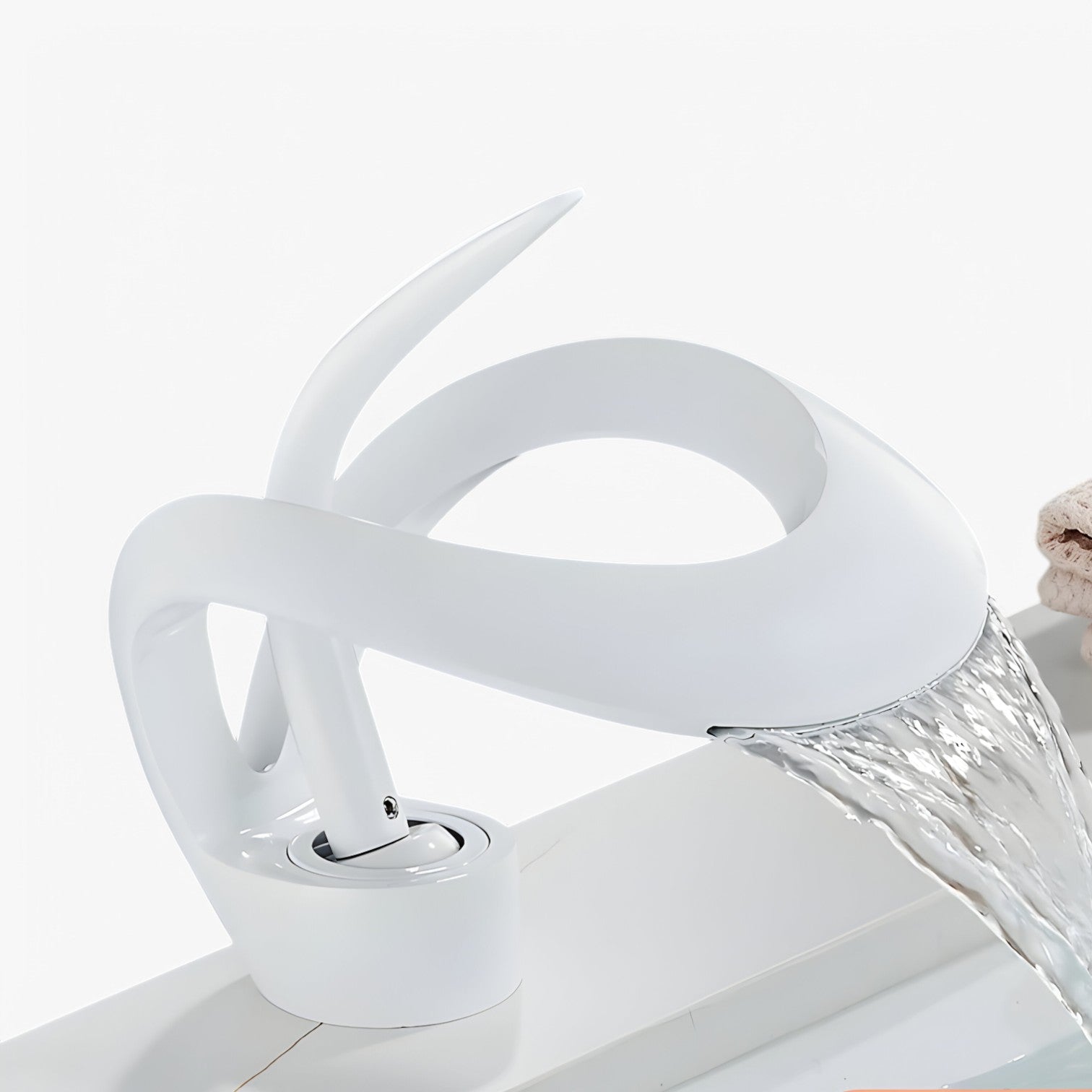 Tammy | Rubinetto a cascata – Elegante, durevole e con flusso d'acqua fluido - Bianco - Home Home & Garden - Concept Palermo
