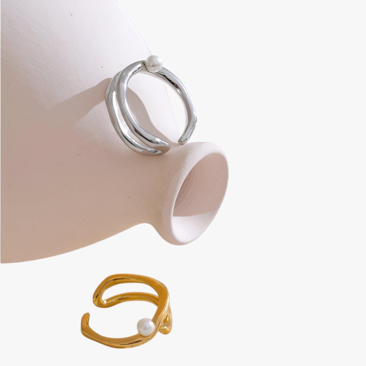 MariJoice | Anello in Acciaio con Perla – Eleganza Geometrica che Dura nel Tempo - - Accessories Jewelry Rings womens ring - Concept Palermo