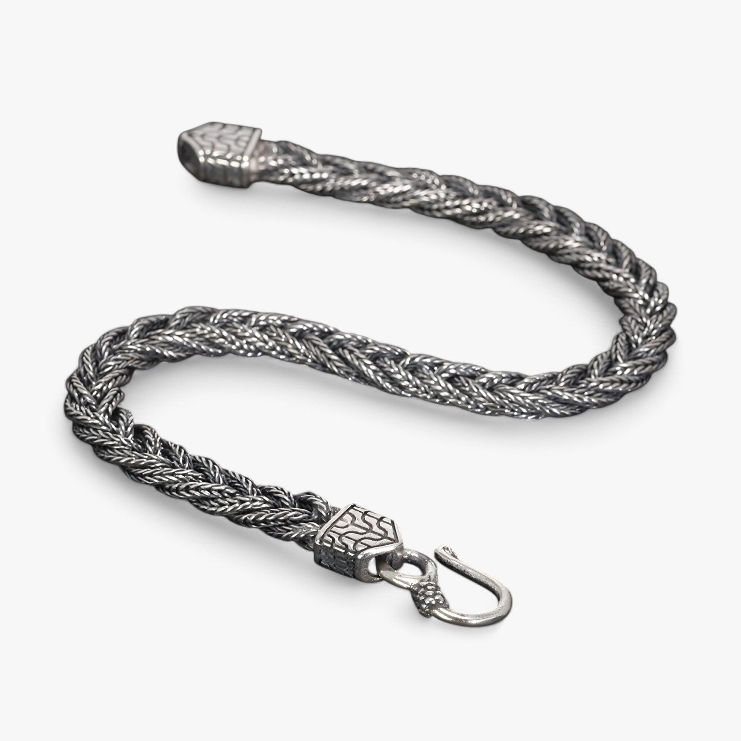 Konsta | Bracciale in Argento Vintage – Eleganza Robusta e Intrecciata a Mano - - BRACELET mens accessory mens bracelet - Concept Palermo