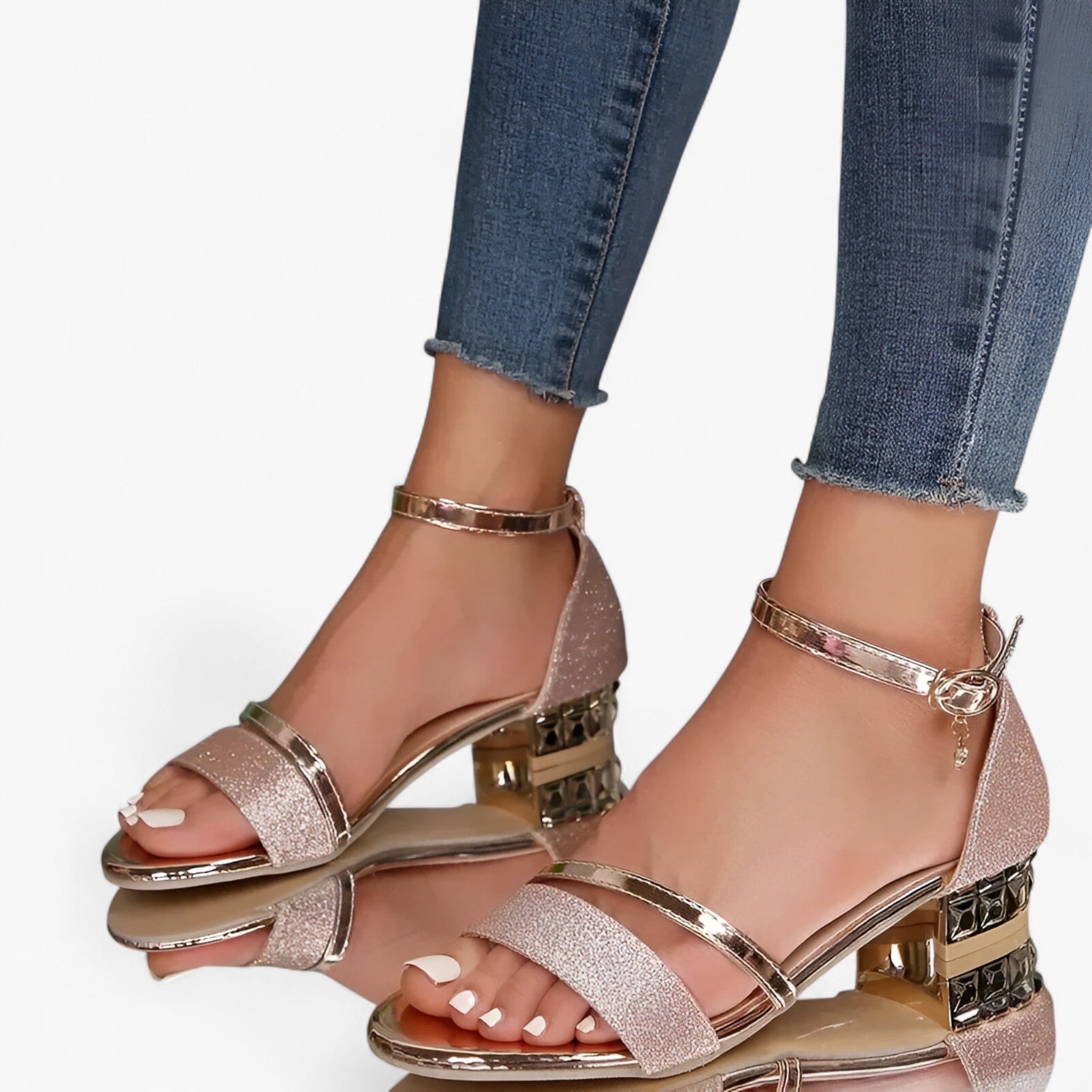 Hazel | Sandali da donna con tacco a blocco, cinturino alla caviglia glitterato e finiture metalliche - Oro rosa - Accessoires Dames Sandalen Schoenen - Concept Palermo
