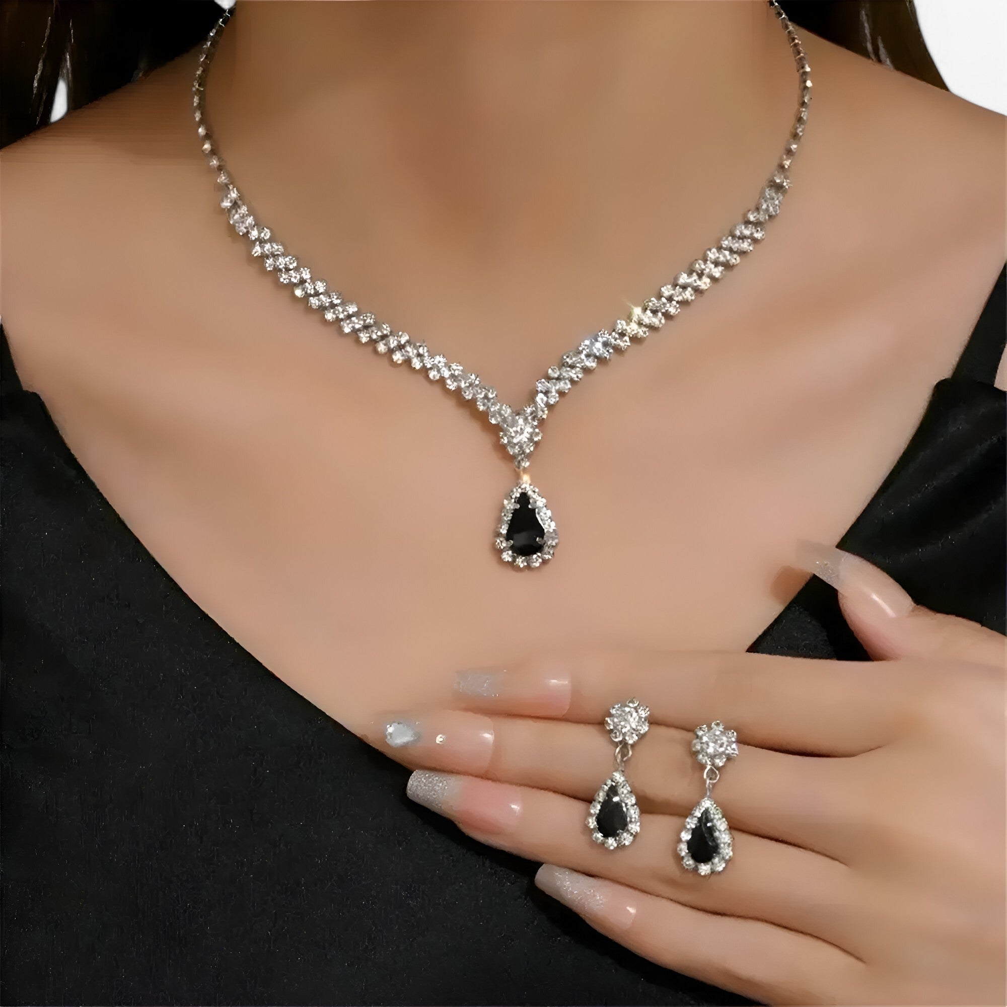 Amanda | Elegante set nozze 2 pezzi - pendente a goccia e orecchini - Nero - necklaces Necklaces for Women WOMEN - Concept Palermo