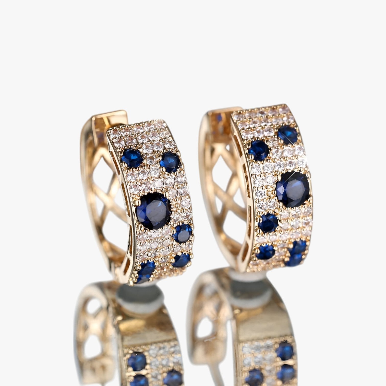 Rosalie | Eleganti orecchini in zirconia dorata – Splendido stile per donne - Colore dorato - Accessories Jewelry EARRINGS - Concept Palermo