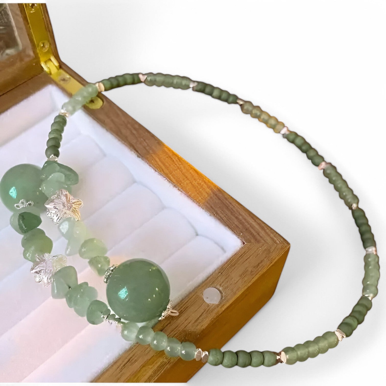 Vivian | Elegante e senza tempo: collana choker in giada orientale per un look raffinato - - elegant womens necklaces Fashion Necklaces Necklace Necklaces for Women - Concept Palermo