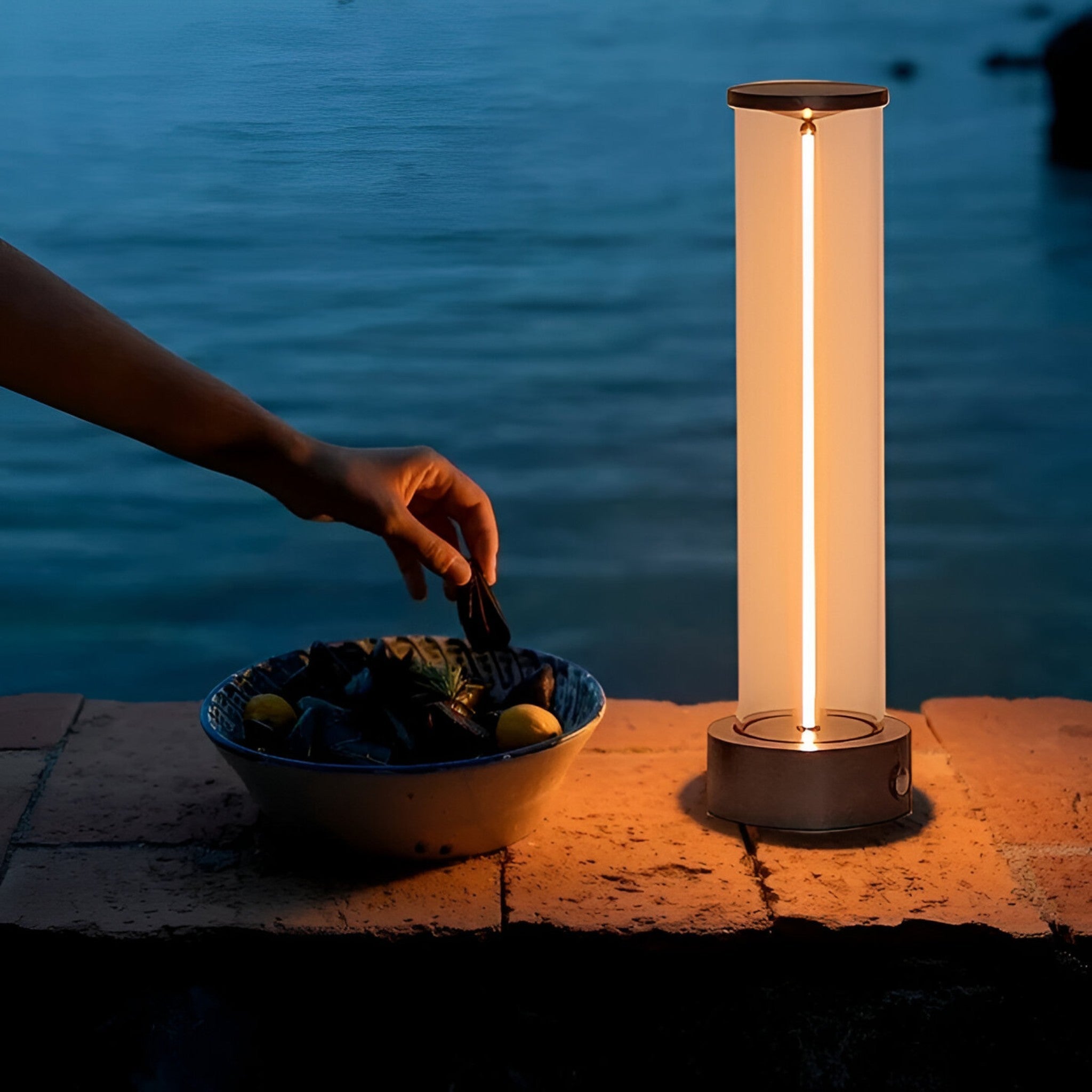 Nuova | Lampada da tavolo spada laser - - lamp - Concept Palermo