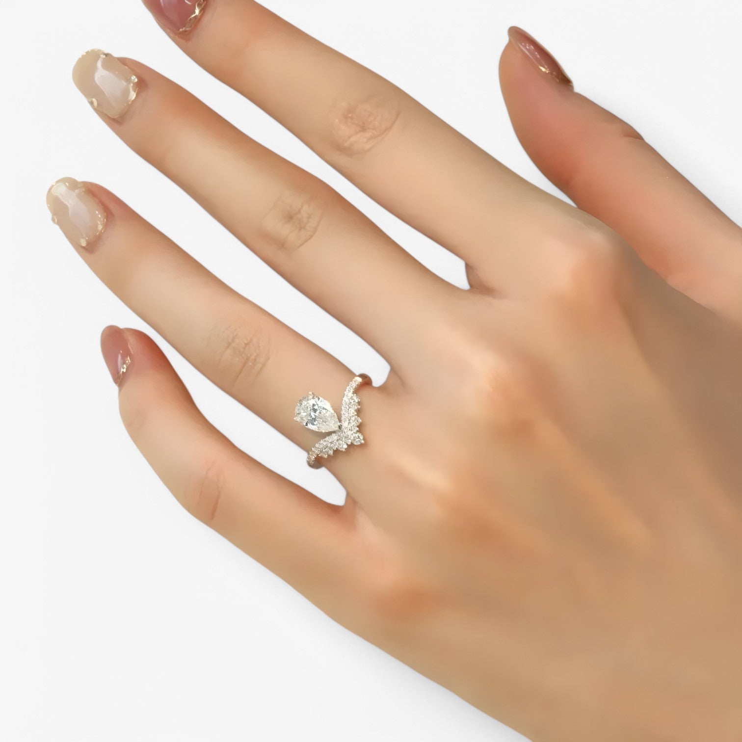Griselda | Anello in Moissanite Luxe – Eleganza Brillante per Ogni Giorno - - Accessories Jewelry Rings - Concept Palermo