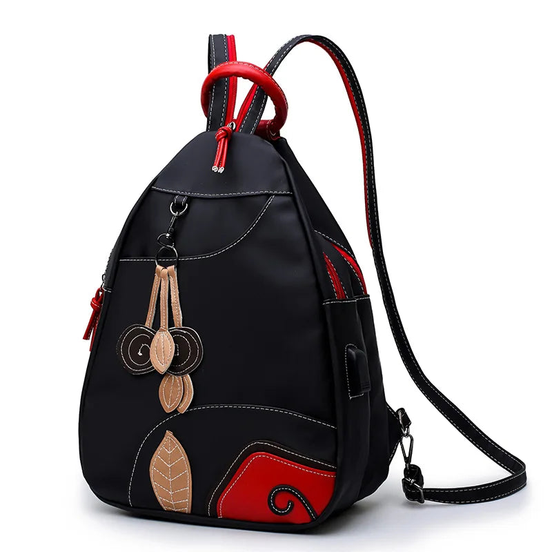 Clara | Zaino in nylon impermeabile e spazioso per la scuola e i viaggi - nero - Backpacks Bags women bags - Concept Palermo