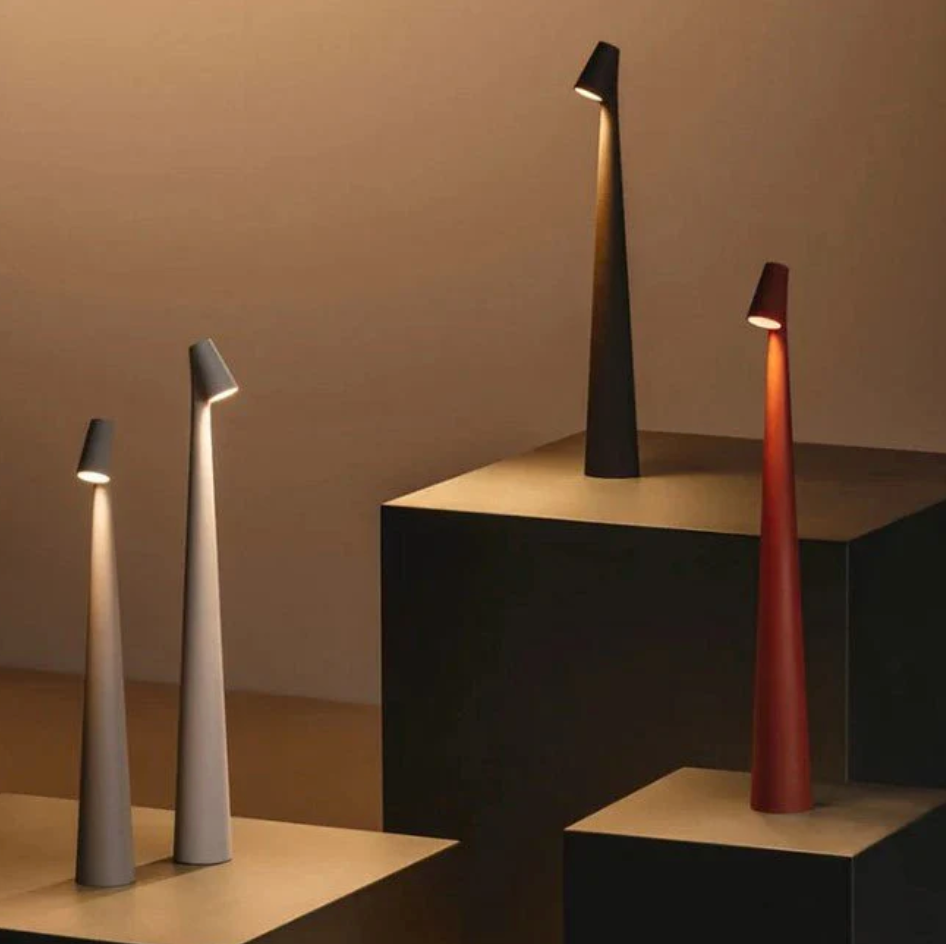 LuminaTouch | Lampada da tavolo con comando a sfioramento - - Tischlampen Tragbare Lampen - Concept Palermo