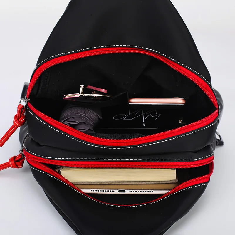 Clara | Zaino in nylon impermeabile e spazioso per la scuola e i viaggi - - Backpacks Bags women bags - Concept Palermo