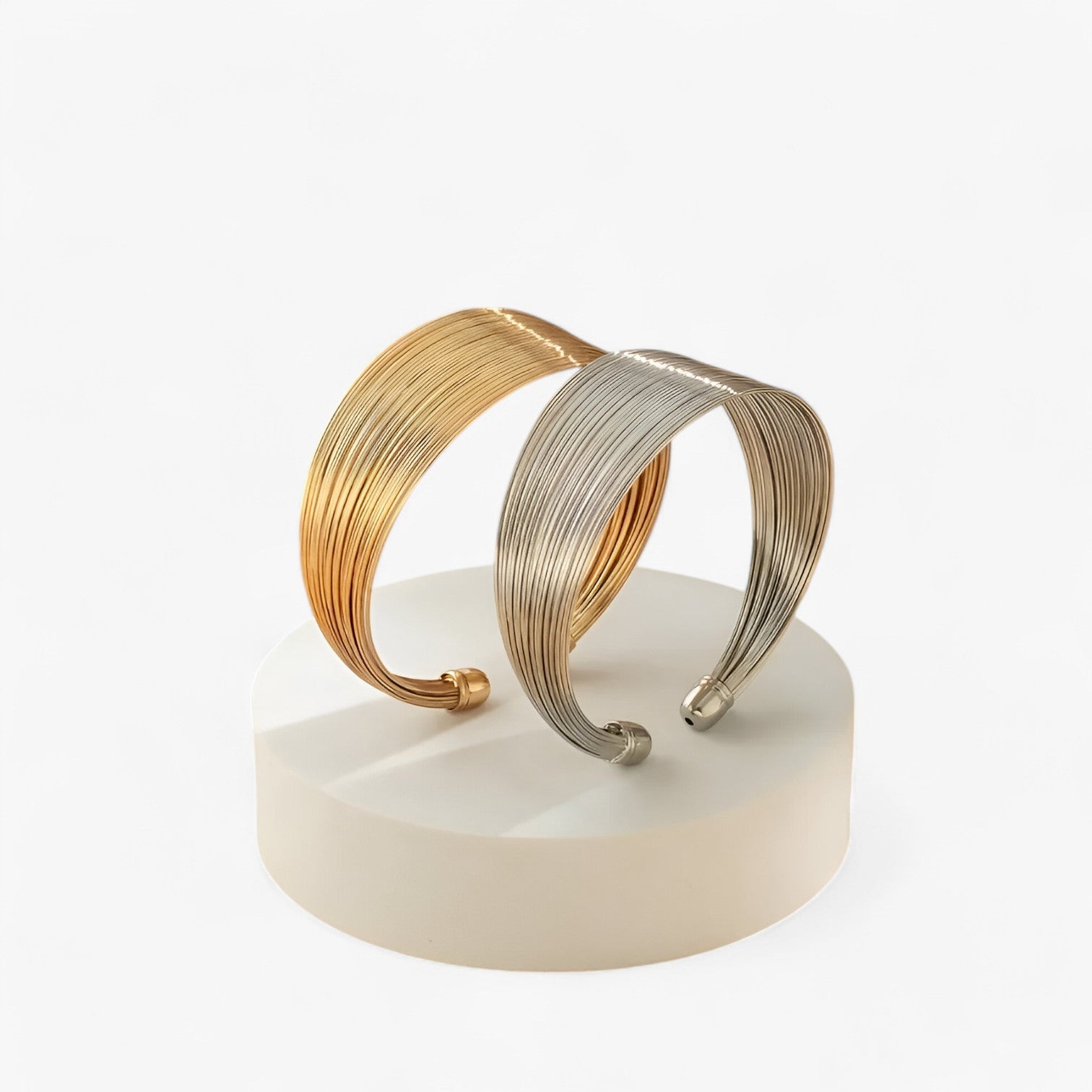 Hana | Bracciale Cuff Multi-Strato in Oro Vintage – Bracciale Regolabile da Donna - - Accessories Jewelry BRACELETS - Concept Palermo