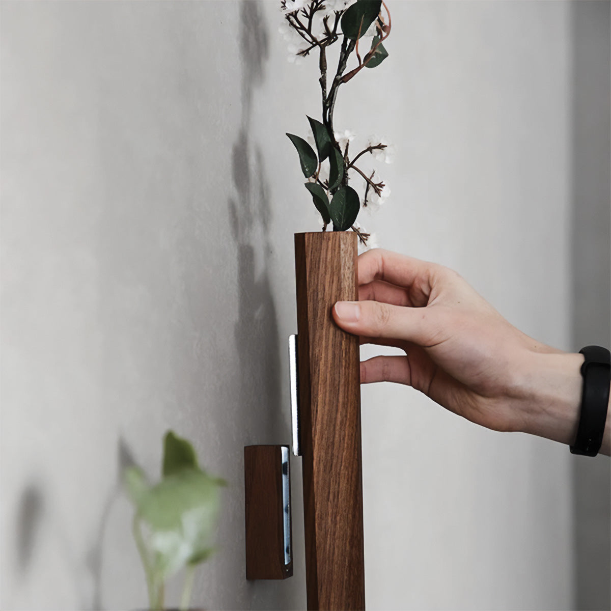 Eleganti Vasi a Flute Verticali per Fiori da Parete | Stile di Decorazione con Piante - - Decor Vases Wall decoration - Concept Palermo