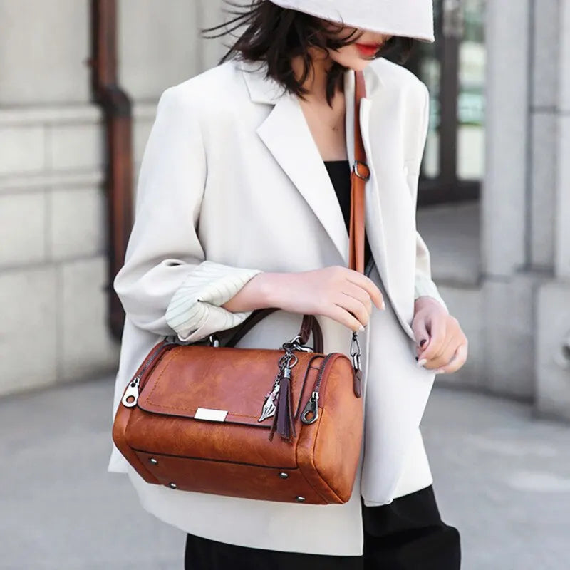 PAULIEN - Borsa a tracolla con frange per donne: grande capacità, design alla moda - - Bags handbags Shoulder Bags women bags - Concept Palermo