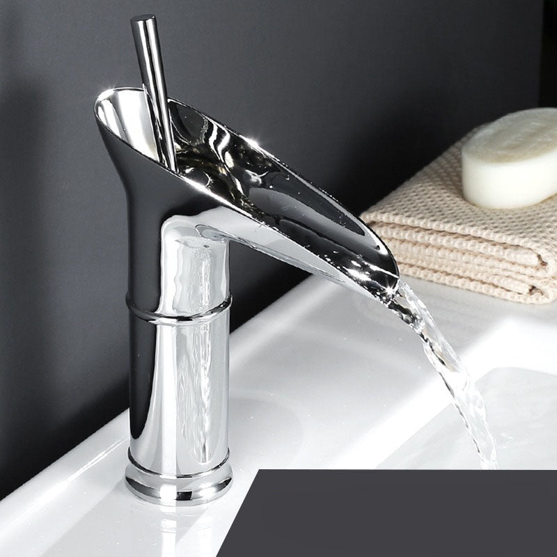 Huck - Waterfall rubinetto antico rubinetto per lavabo da bagno miscelatore per lavabo in ottone - Chroom kort - antique bathroom antique faucet Bathroom Bathroom Faucets faucet brass basin Faucets mixer taps sink faucet Waterfall faucet - Concept Palermo