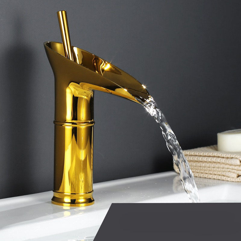 Huck - Waterfall rubinetto antico rubinetto per lavabo da bagno miscelatore per lavabo in ottone - Oro corto - antique bathroom antique faucet Bathroom Bathroom Faucets faucet brass basin Faucets mixer taps sink faucet Waterfall faucet - Concept Palermo