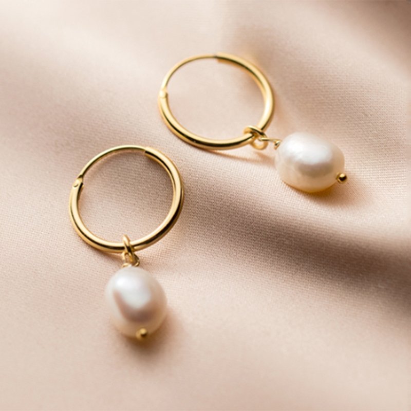 Orecchini di perle Isabel - - allthingspearl Animal&nature AV5&6 AV7 AV7+W AV7+W+AUG23 AV7+W+AUG23+SEP23 Best-SellingQ322 BestsellingQ123 BestsellingQ422 Drop earrings EverydayEssentials gold highquality Holiday Edit Hoops HYPOALLERGENIC mge Minimal MINIMALISTIC Nature new_for_google newarrivalsoctober Pearl pink price29 Small&Simple Special&Wedding Specialoccasionjewelry ThoughtfulGifts - Concept Palermo