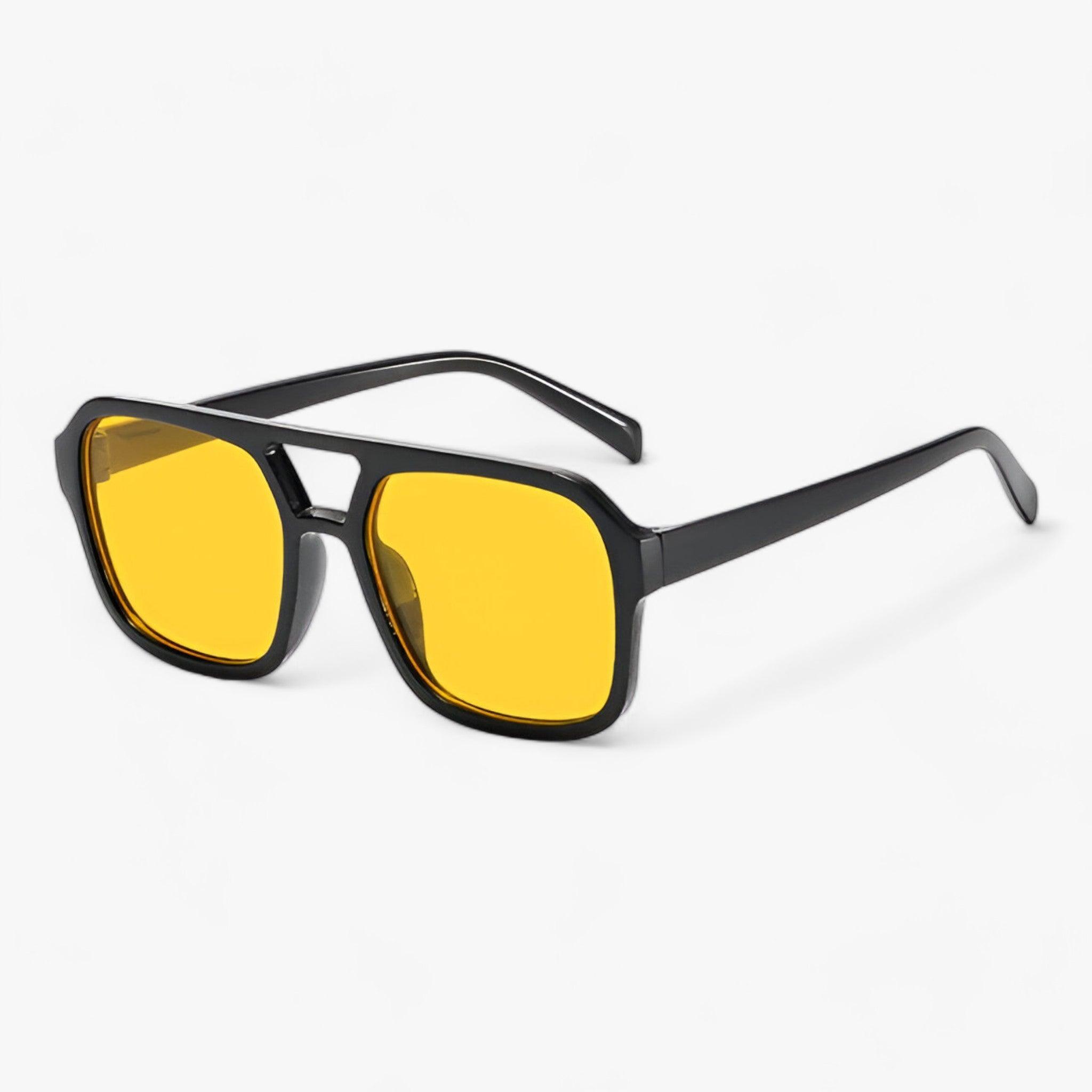 ICONIC | Occhiali da sole vintage quadrati: protezione per gli occhi elegante per tutte le occasioni - Giallo - Acrylic ADULT DLIDW EYEWEAR Mainland China Polycarbonate SQUARE Sunglasses UV400 WOMEN - Concept Palermo