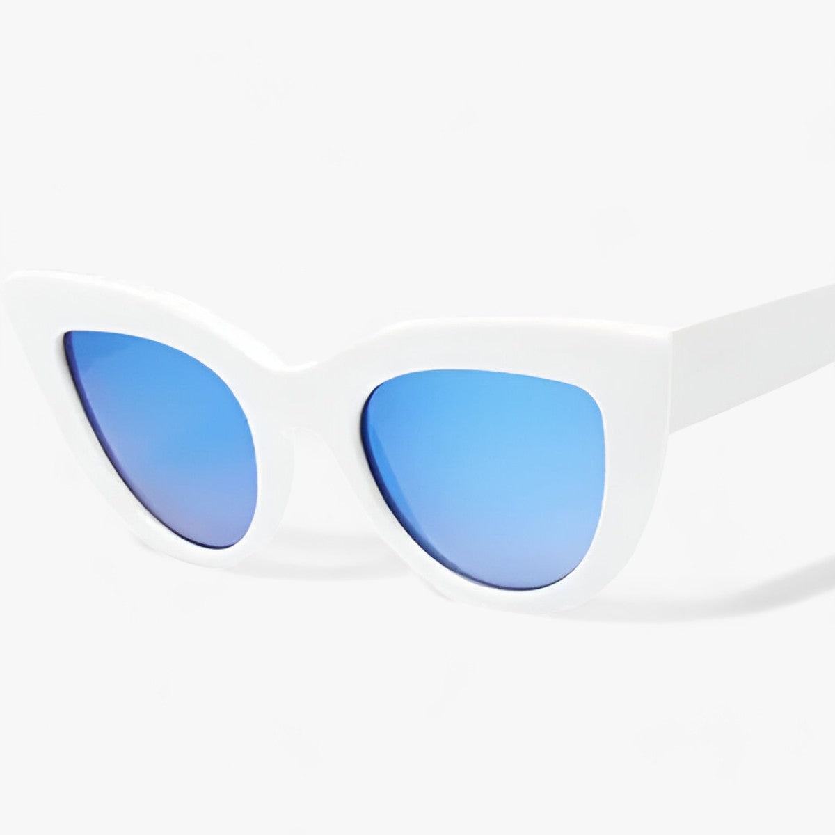 Paulette | Occhiali da sole cat-eye senza tempo ed eleganti per un'apparizione di stile - BiancoBlu - 52mm 63mm ADULT Anti-reflective CAT EYE CE DITUIEO EYEWEAR Mainland China MIRROR Plastic Polycarbonate Sunglasses UV400 WOMEN - Concept Palermo