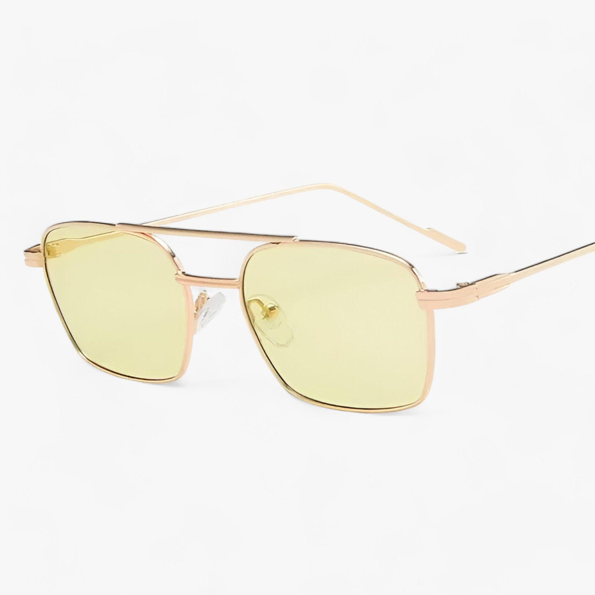 Retro | Occhiali da sole vintage in metallo: ideali per proteggere gli occhi - Verde oro - ADULT ALLOY EYEWEAR Mainland China NONE Polycarbonate Rectangle Sunglasses WOMEN - Concept Palermo