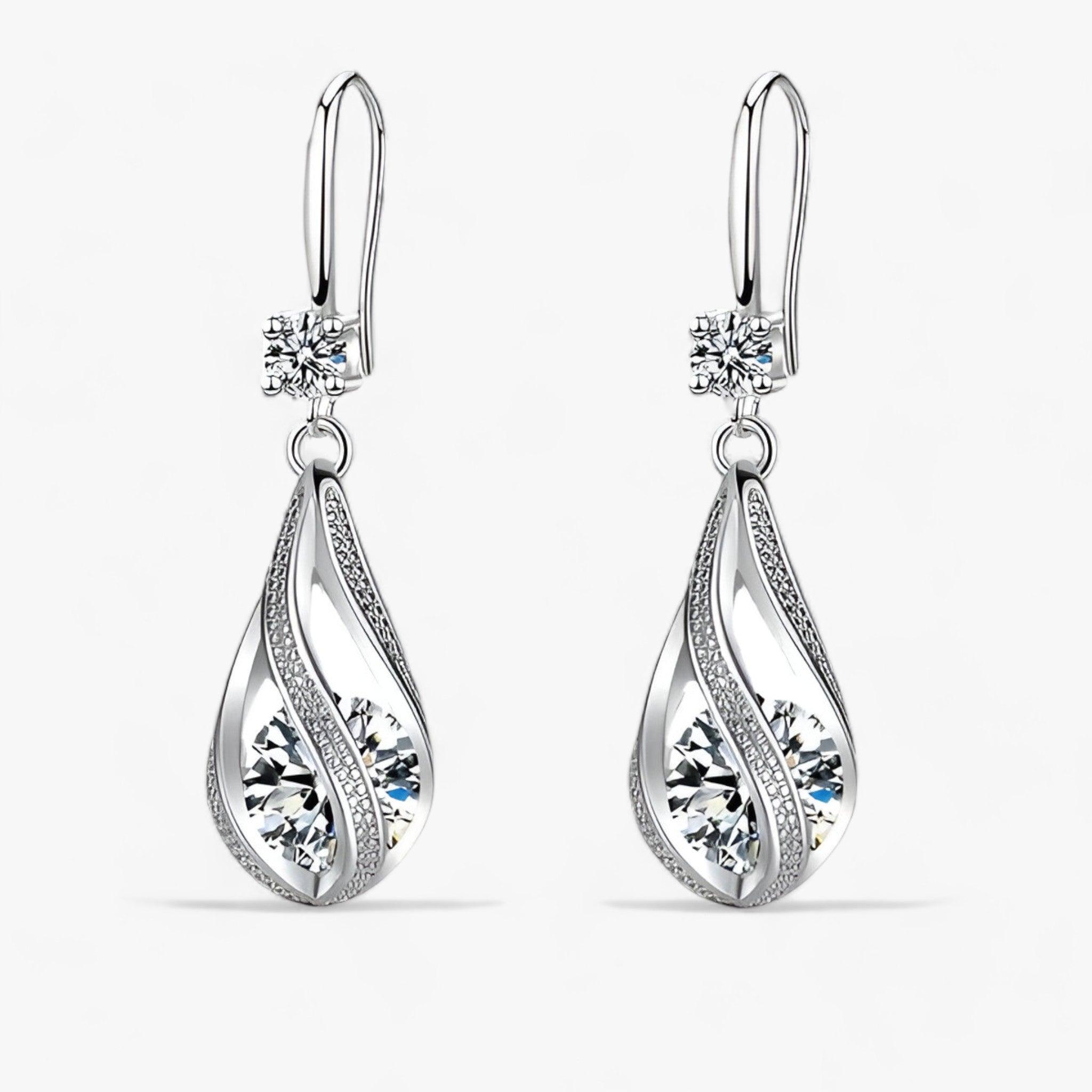 LUXE | Orecchini in argento - Valorizzate il vostro look con cristalli scintillanti - Argento - 5g 65054 925 Classic drop earrings Fine Geometric Mainland China Modyle No NONE party silver Sterling Women - Concept Palermo