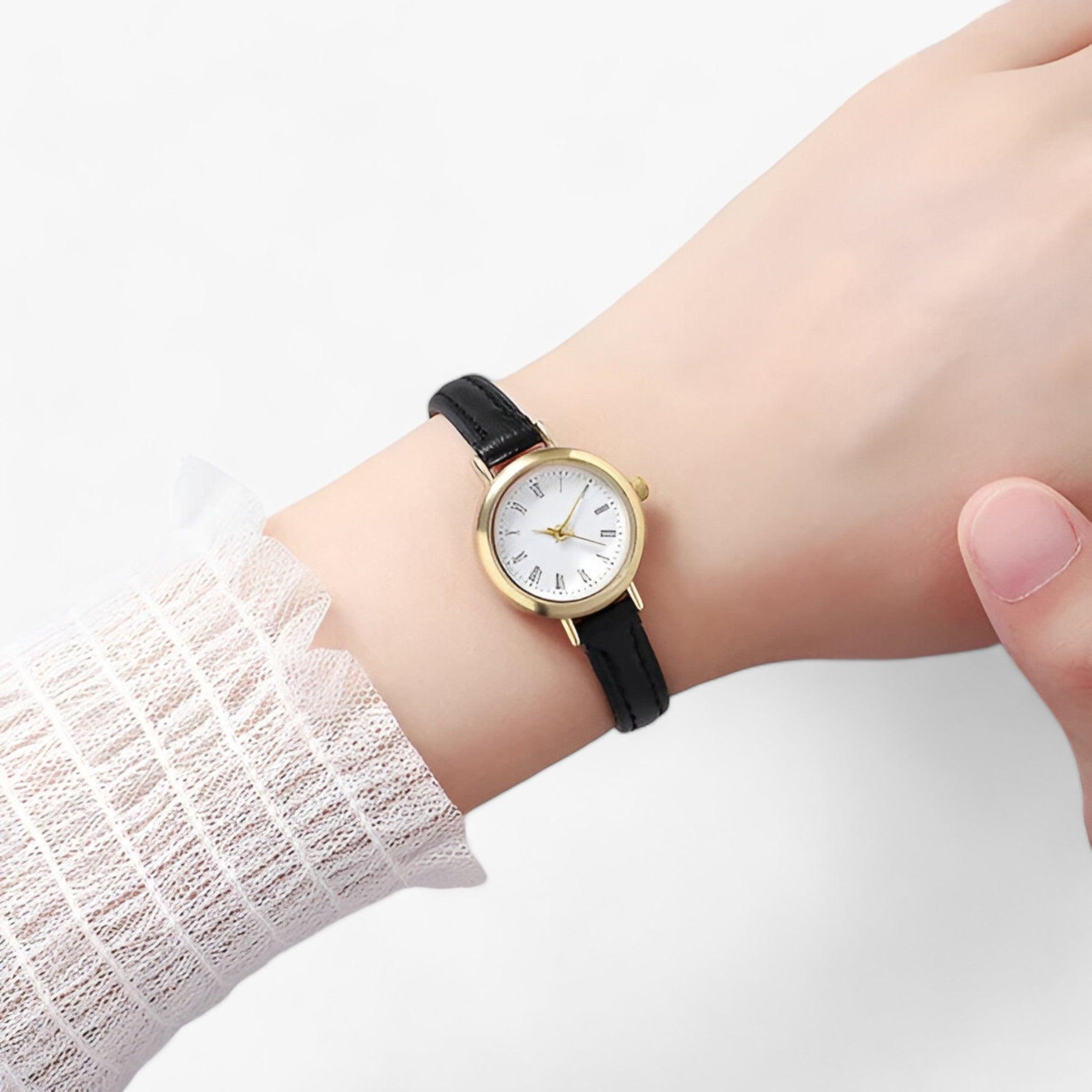 LUNA | Piccolo orologio rotondo - Minimalismo chic per uno stile quotidiano - - 12mm 18mm 23cm 6mm ALLOY Buckle Fashion & Casual glass ladies watch leather Mainland China montre montres femmes MOONBIFFY No package No Waterproof None Quartz relogio relogios feminino reloj reloj para mujer relojes relojes de mujeres Round watch watch for women watches women watch ZN22583 - Concept Palermo
