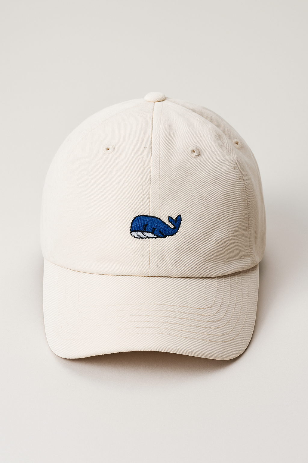 Whaley Cool | Cappello con motivo di balena ricamato - Color crema - animal-whale fashion hats unisex - Concept Palermo