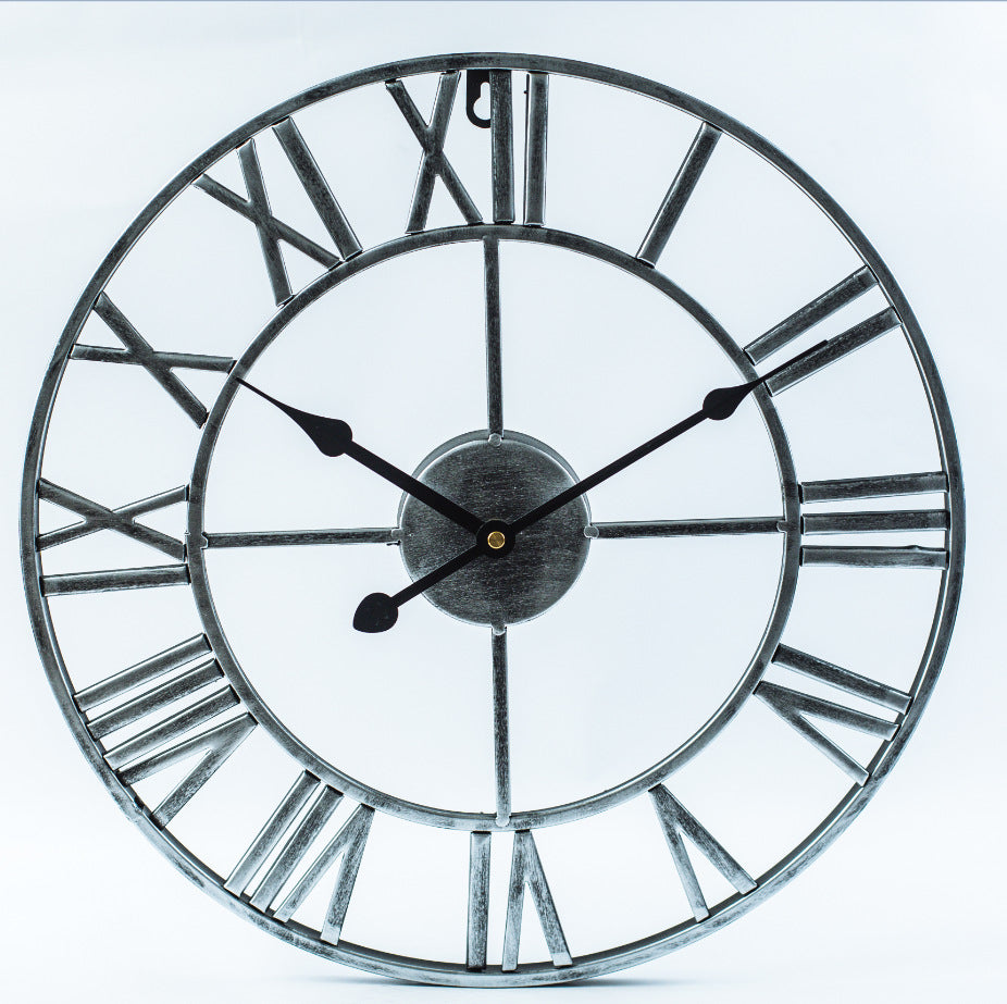 Grande orologio da parete retrò in ferro | Orologio da parete classico: migliora l'atmosfera della tua stanza con il fascino vintage - Argento - wall clocks - Concept Palermo