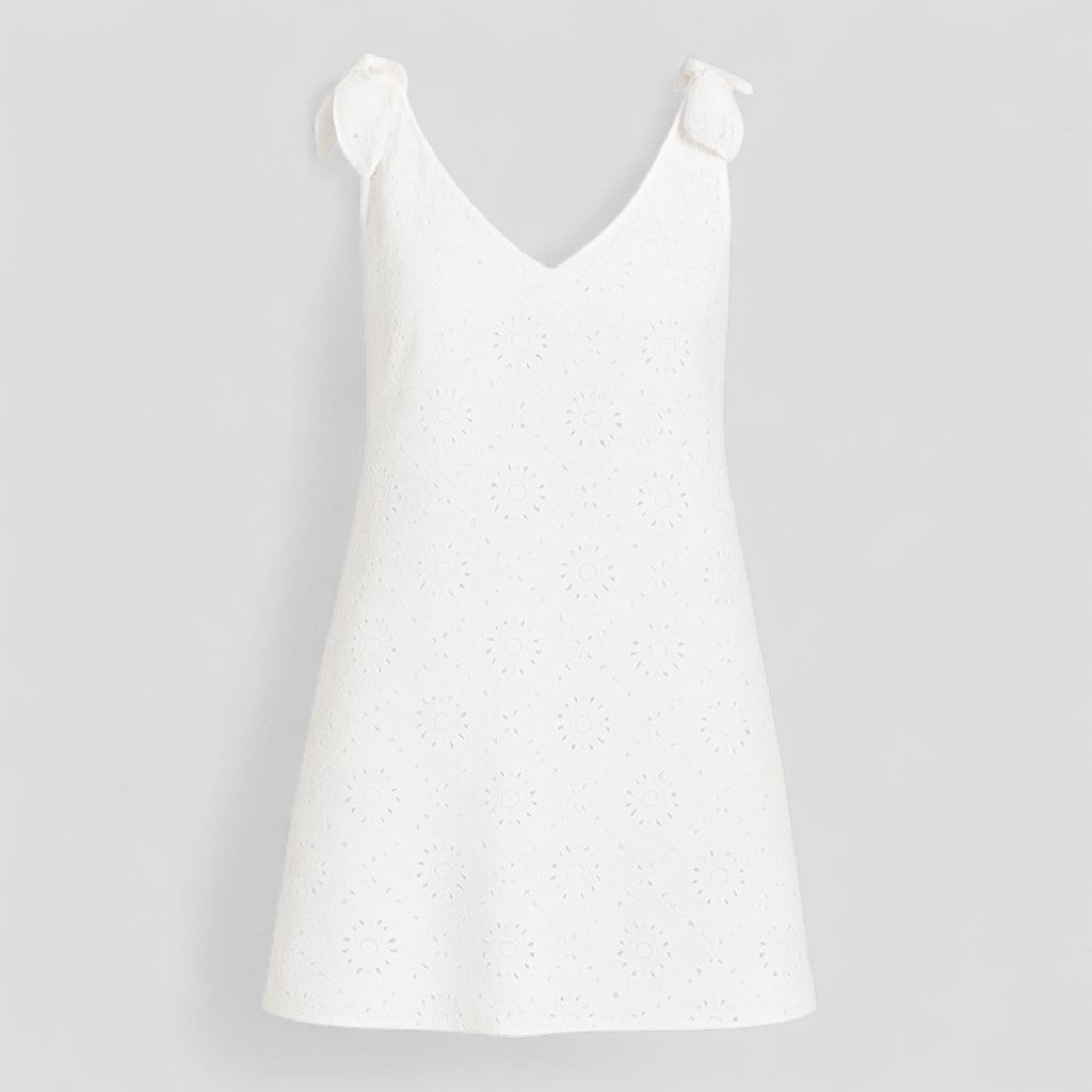 Nina | Abito Estivo Elegante Senza Maniche Donna - Bianco - abbigliamento estivo abito estivo abito mini abito senza maniche dettagli in pizzo fashion estate moda vacanze scollatura a V vestito dritto vestito elegante - Concept Palermo