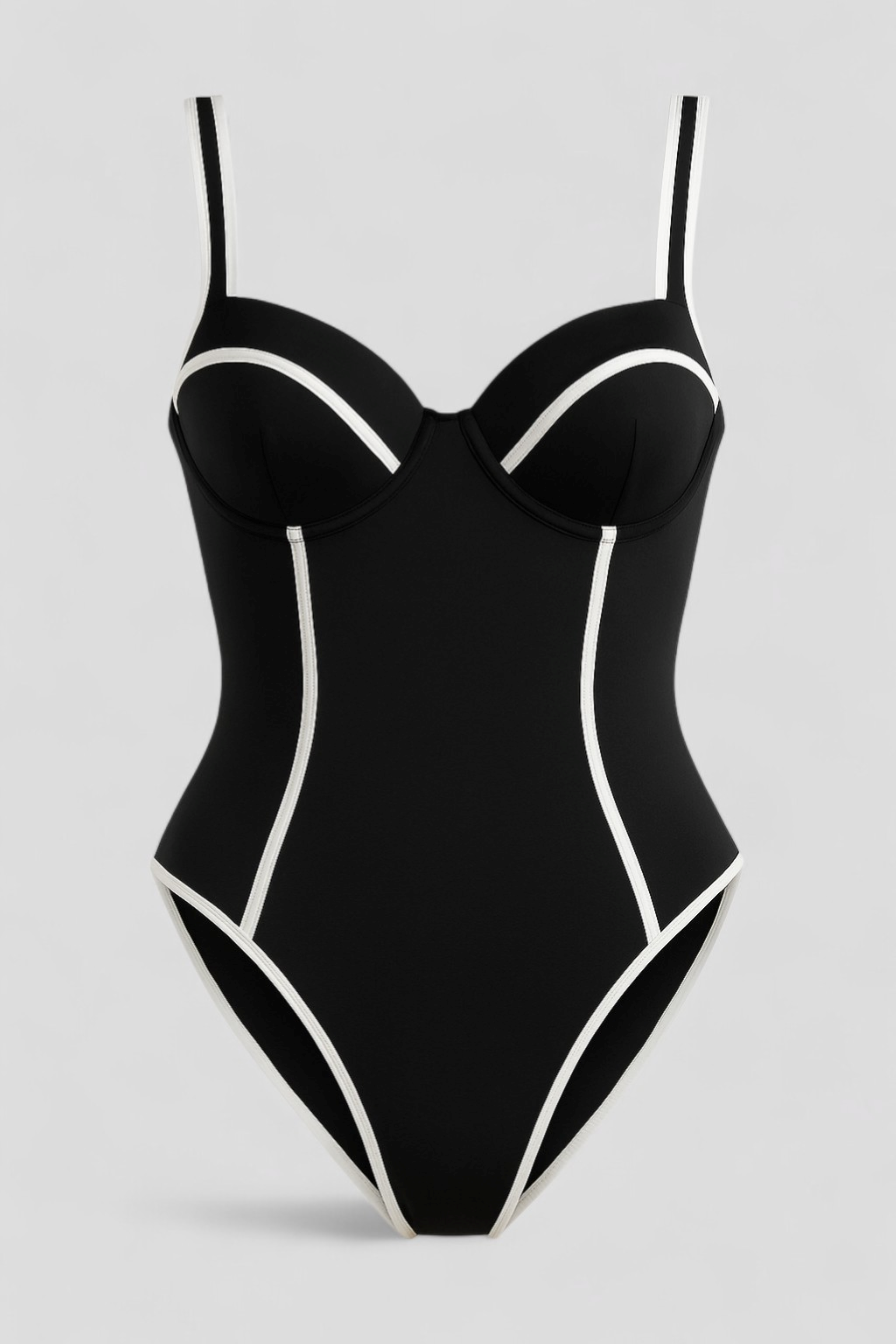 Robyn | Costume Intero Slim Fit Donna Elegante - Nero-Bianco - abbigliamento estivo abbigliamento per il mare bikini intero costume da bagno confortevole costume da bagno elegante costume da bagno intero costume da mare costume da piscina costume sexy costume slim fit - Concept Palermo