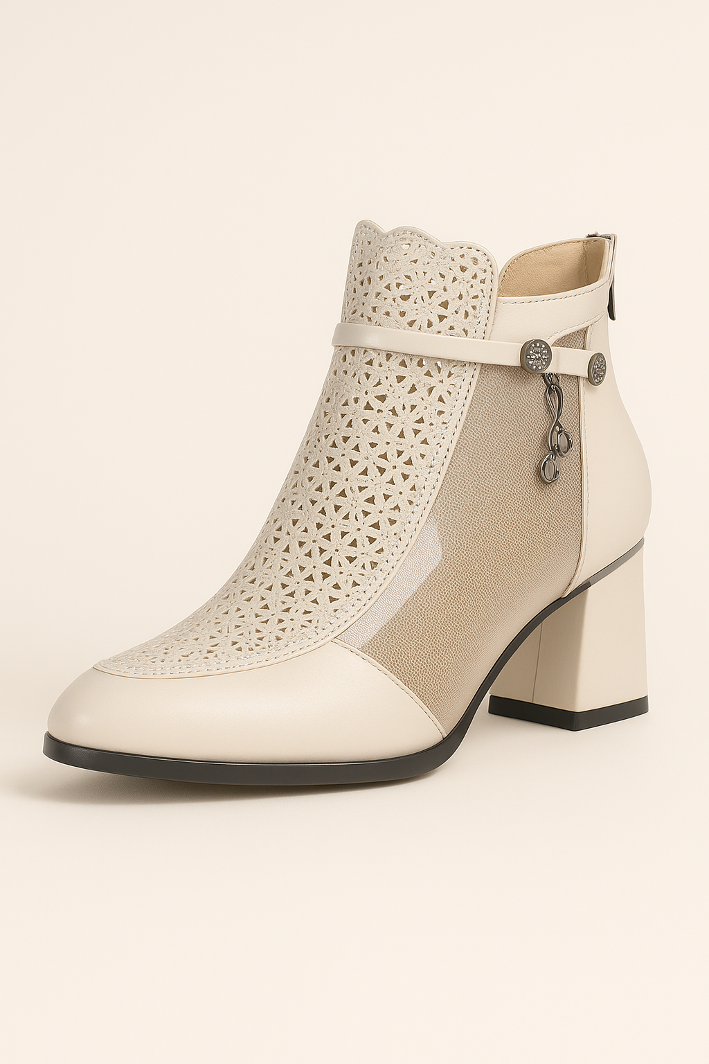 Sabrina | Stivaletti estivi traforati con tacco medio e dettagli gioiello - Bianca - BOOTS Boots & Shoes - Concept Palermo