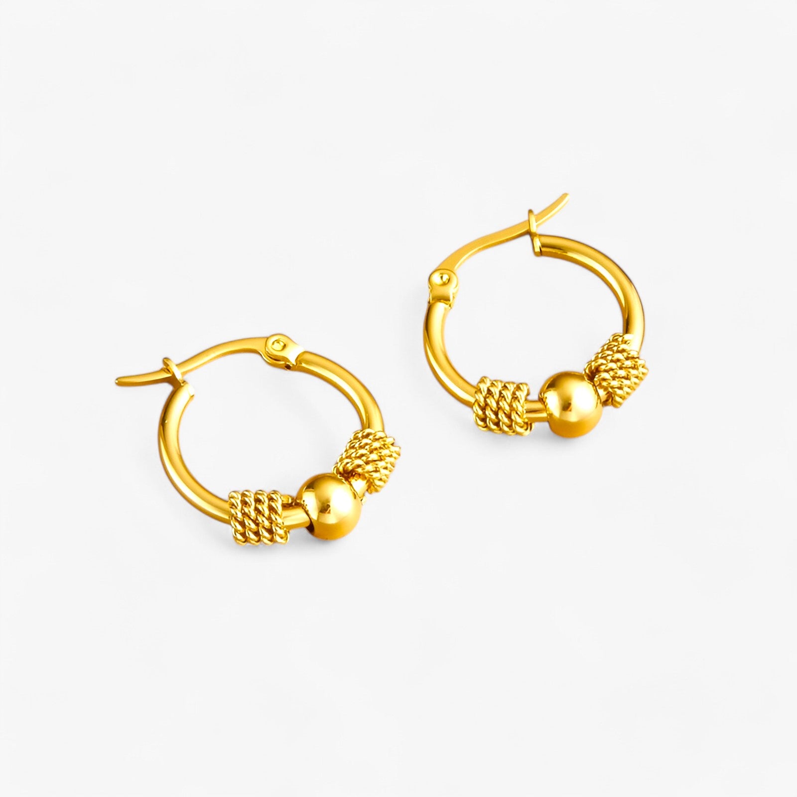 Geneva | Elegante hule vævede guldøreringe - - EARRINGS Earrings for Women Girls New Fashion Earrings - Concept Palermo