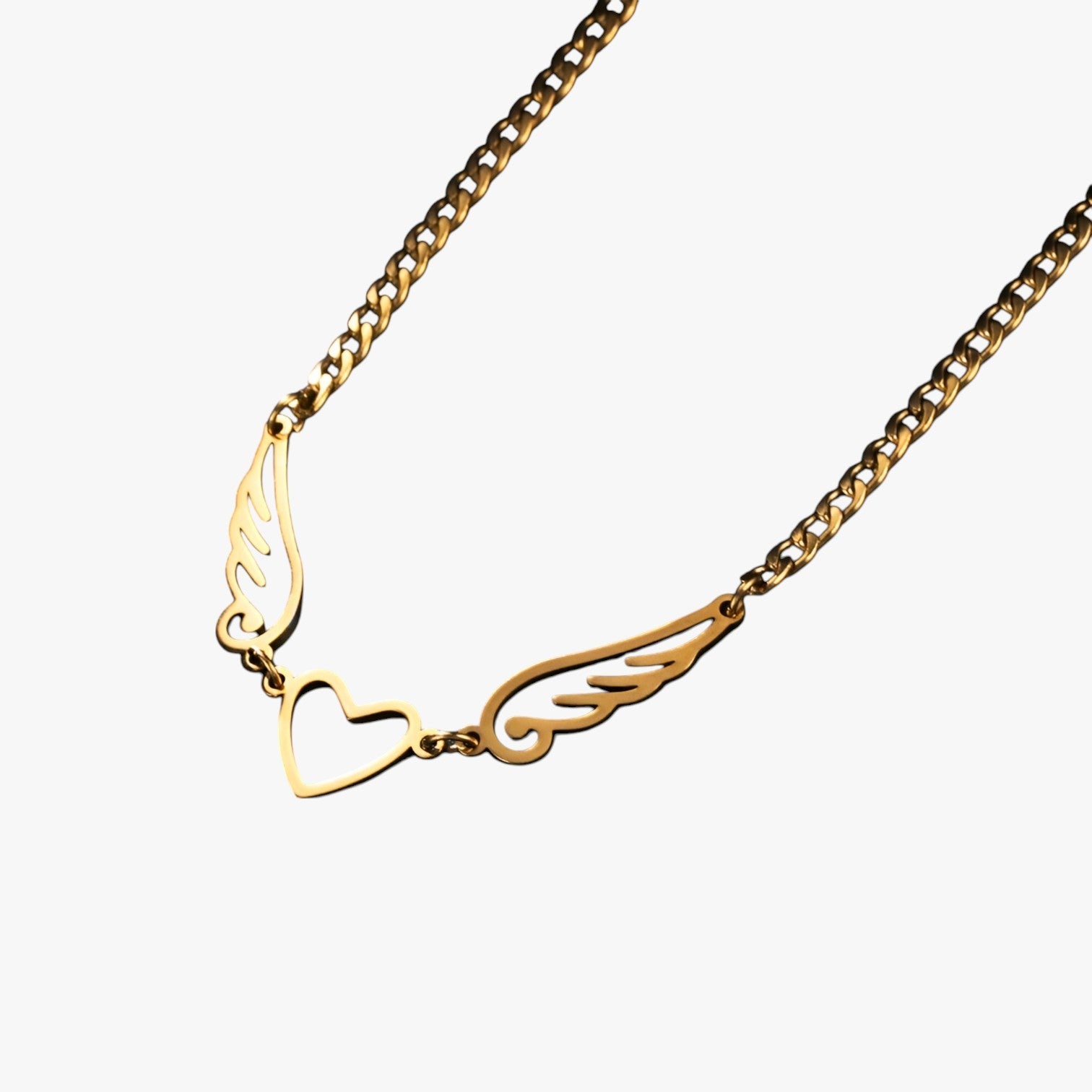 Sherry | Collana in acciaio inossidabile a forma di cuore e ali d'angelo di Skyrim - - Necklace NECKLACES Necklaces for Women - Concept Palermo