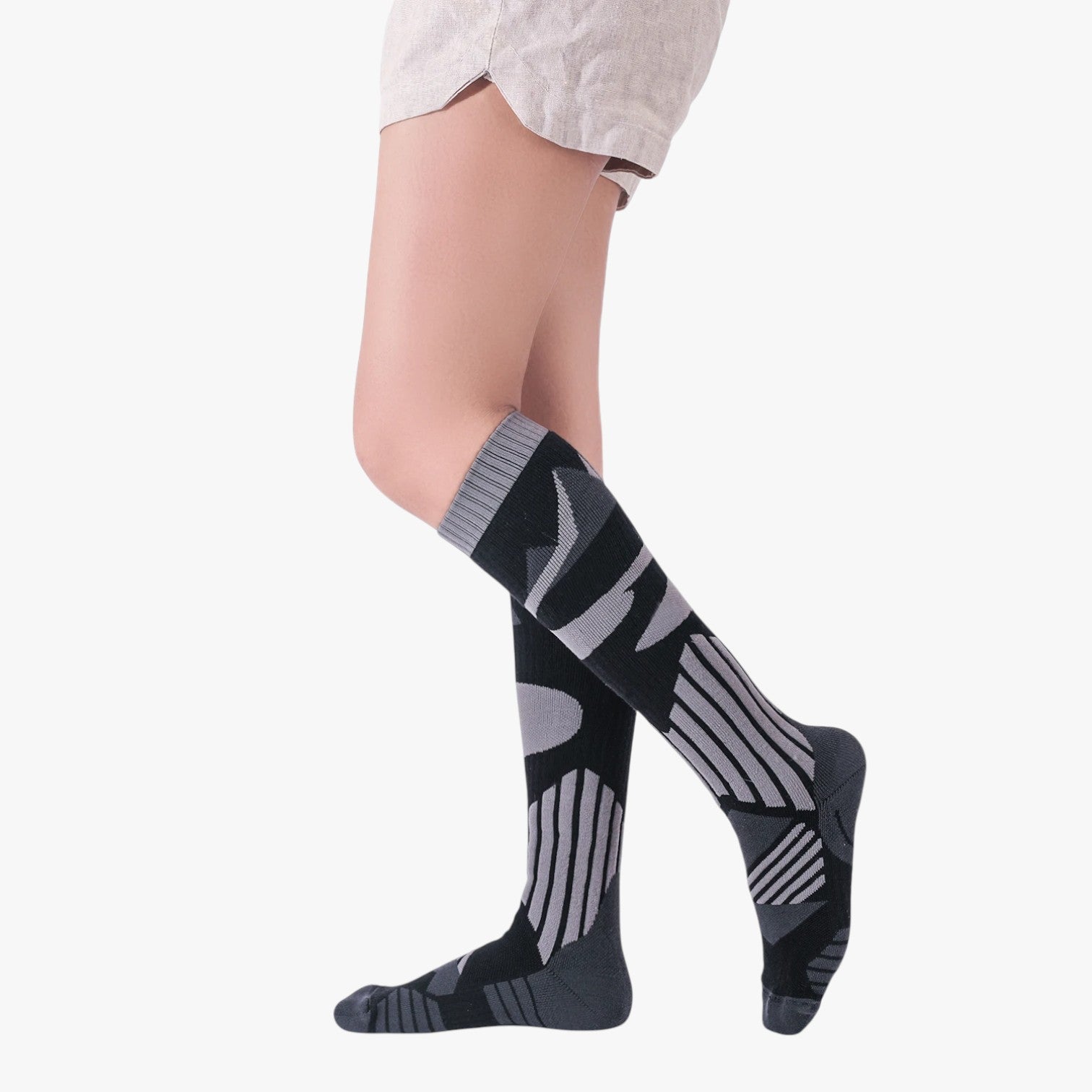 Donovan | Style and protection on the slopes: highly breathable wool ski socks - - Hiking Socks socks - Concept Palermo
